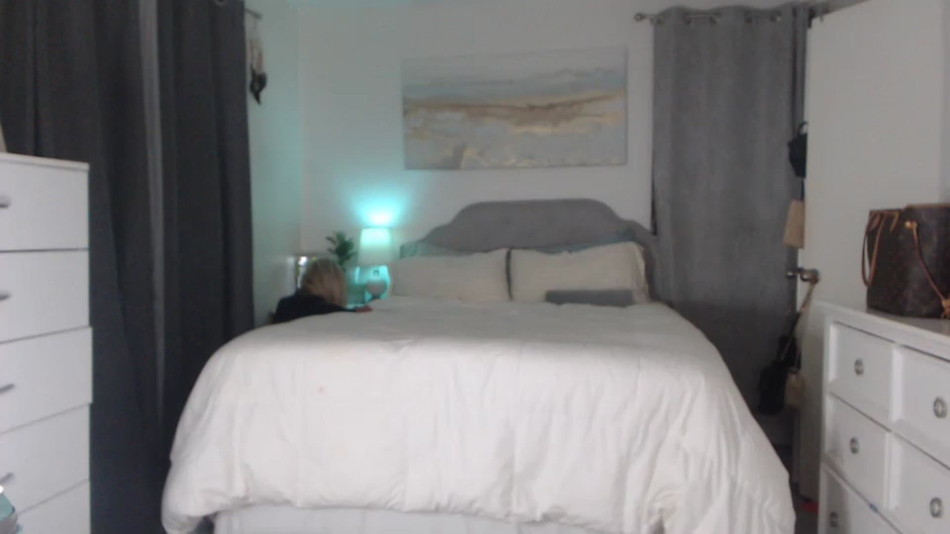 Gallery image thumbnail from Queen_bambii's myfreecams stream on, 02/06/2023, 06:10 image 20 of 20