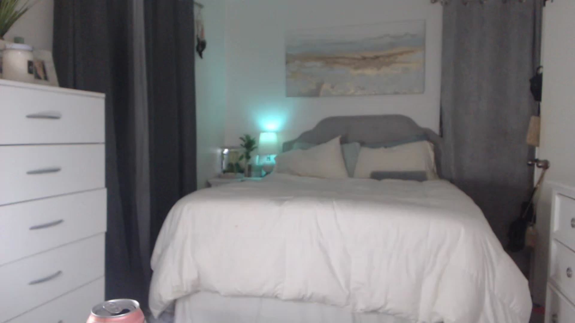 Gallery image thumbnail from Queen_bambii's myfreecams stream on, 02/06/2023, 09:01 image 7 of 20