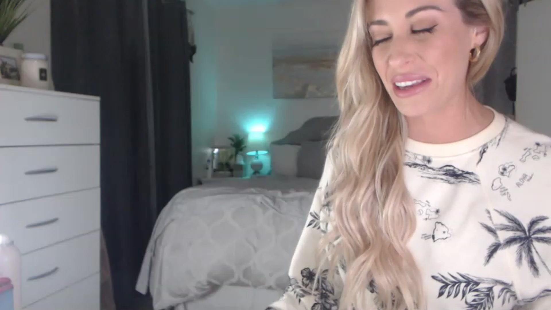 Gallery image thumbnail from Queen_bambii's myfreecams stream on, 02/09/2023, 08:47 image 7 of 20