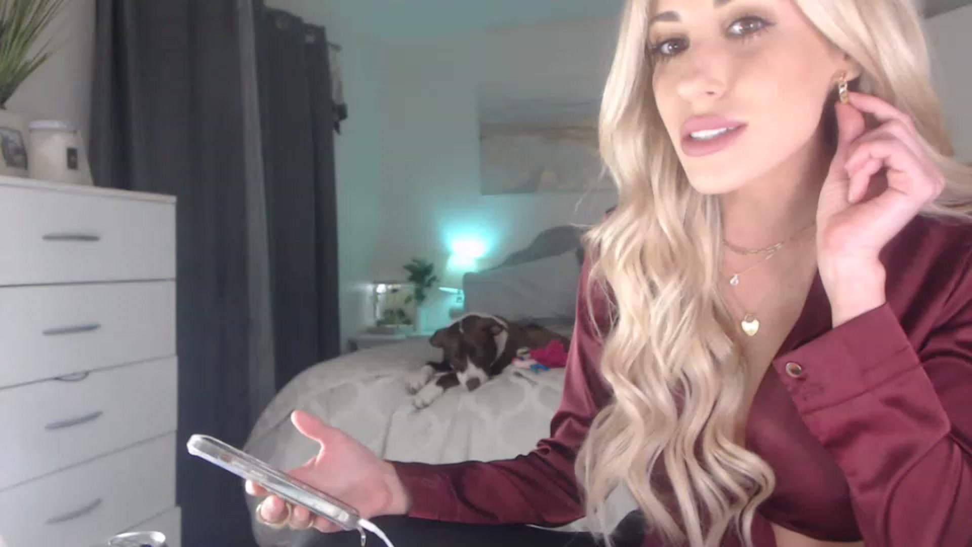 Gallery image thumbnail from Queen_bambii's myfreecams stream on, 02/17/2023, 10:46 image 2 of 20