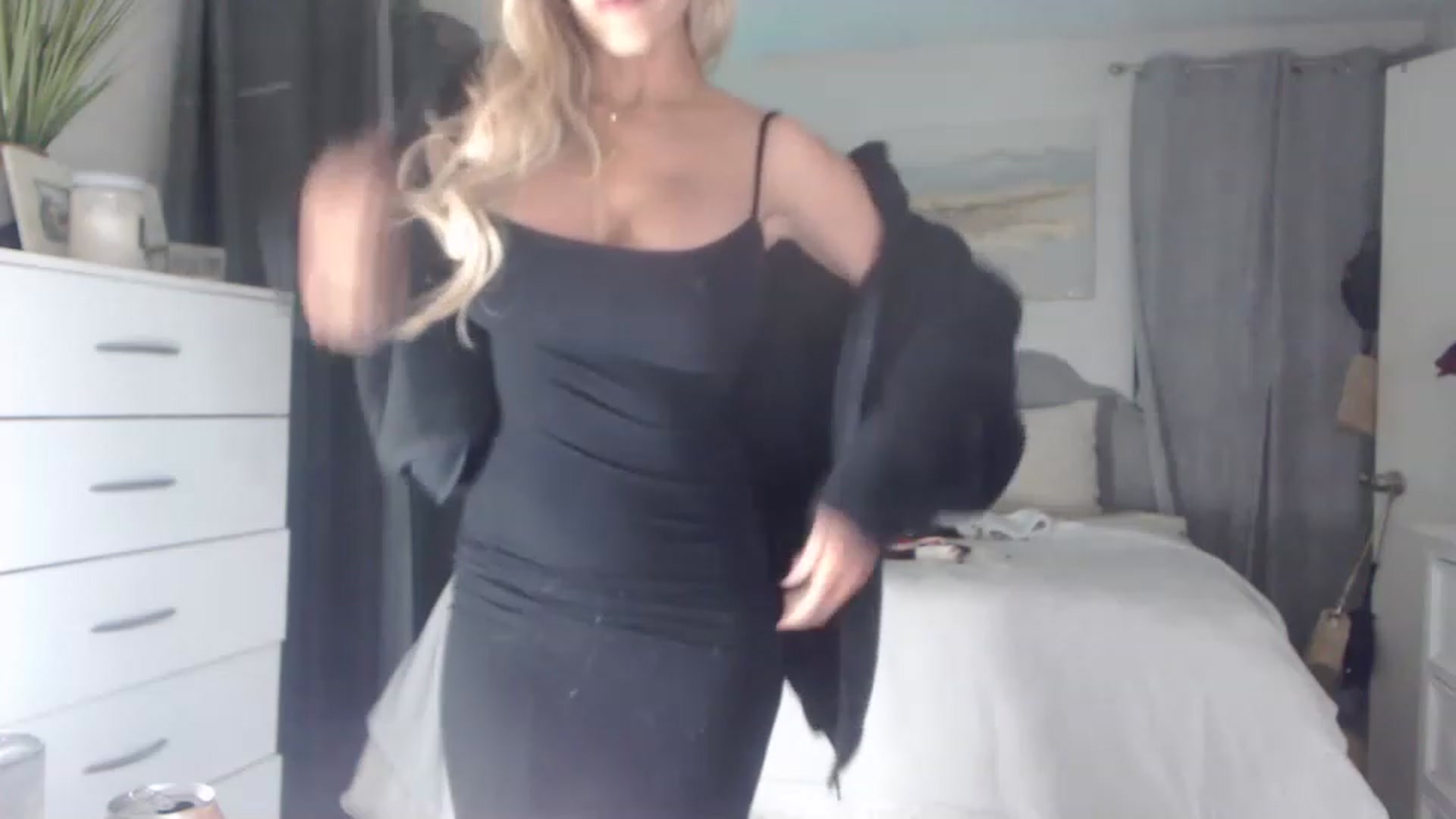 Gallery image thumbnail from Queen_bambii's myfreecams stream on, 02/24/2023, 09:25 image 20 of 20