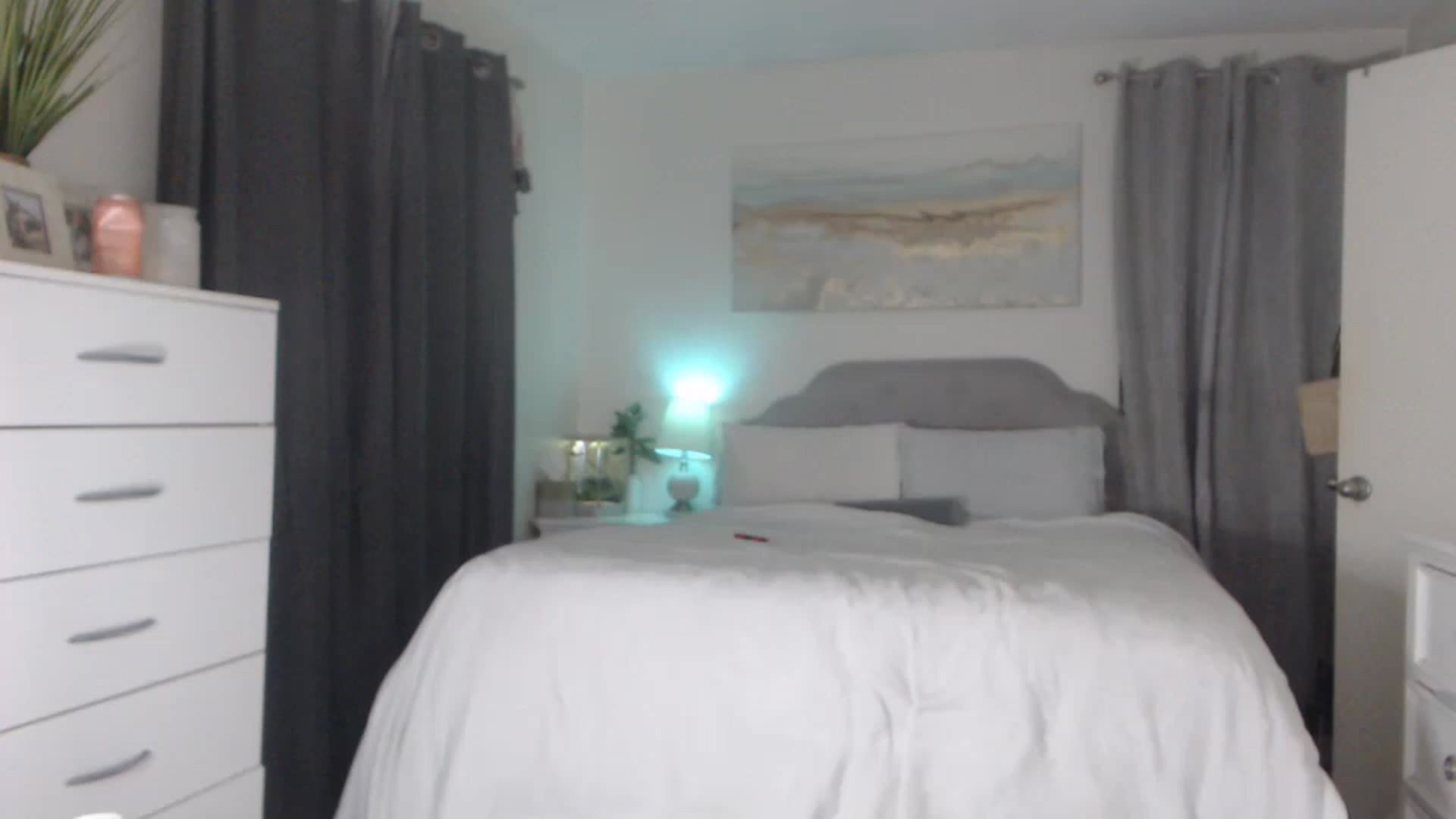 Gallery image thumbnail from Queen_bambii's myfreecams stream on, 03/16/2023, 07:50 image 18 of 20