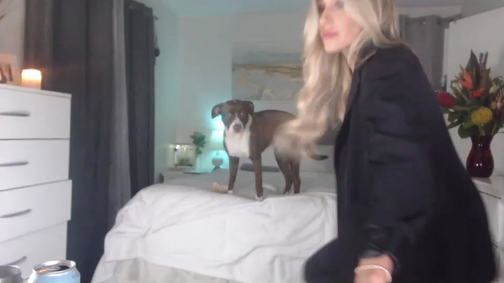 Gallery image thumbnail from Queen_bambii's myfreecams stream on, 04/21/2023, 06:48 image 9 of 20