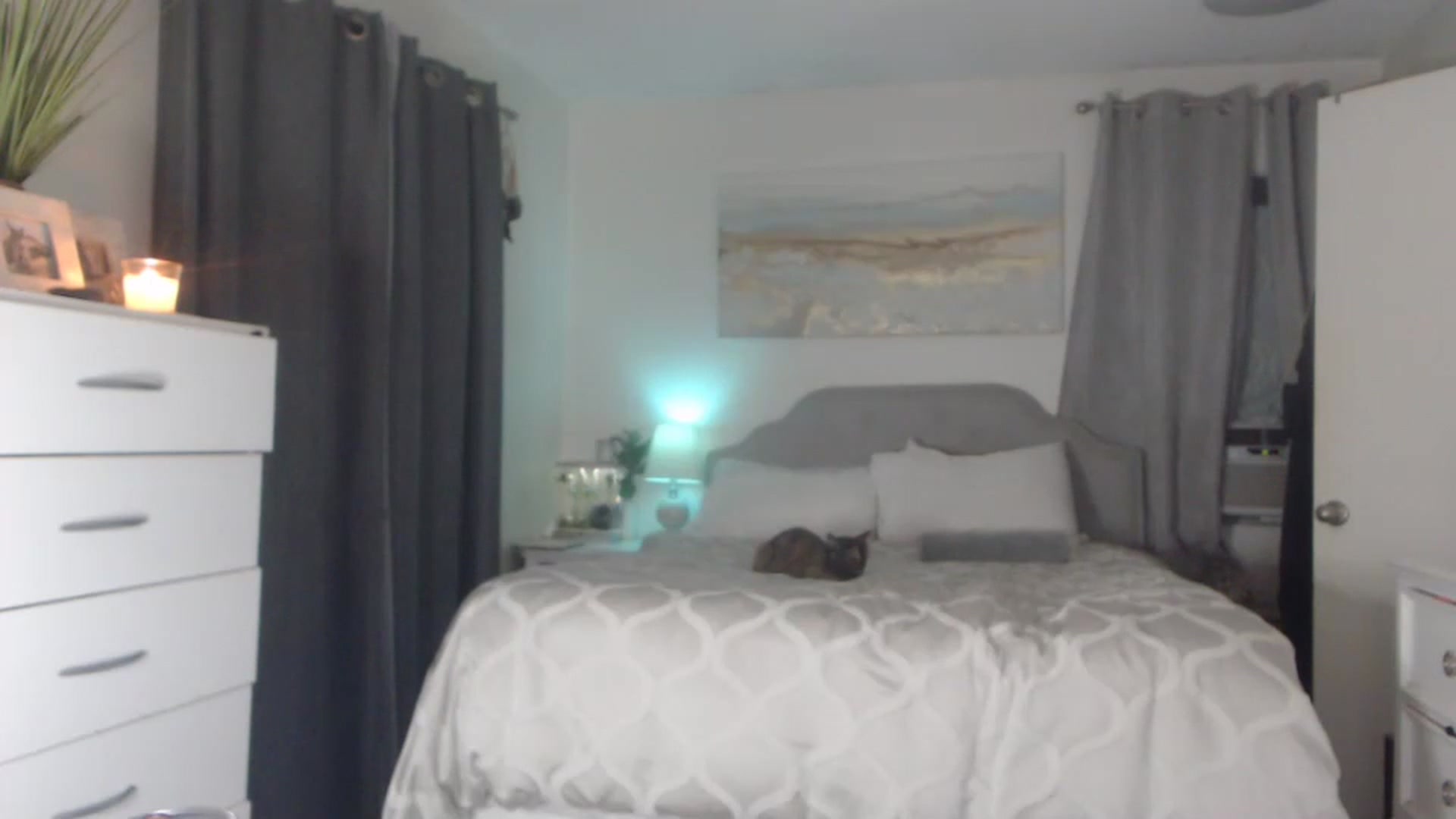 Gallery image thumbnail from Queen_bambii's myfreecams stream on, 05/26/2023, 08:17 image 12 of 20