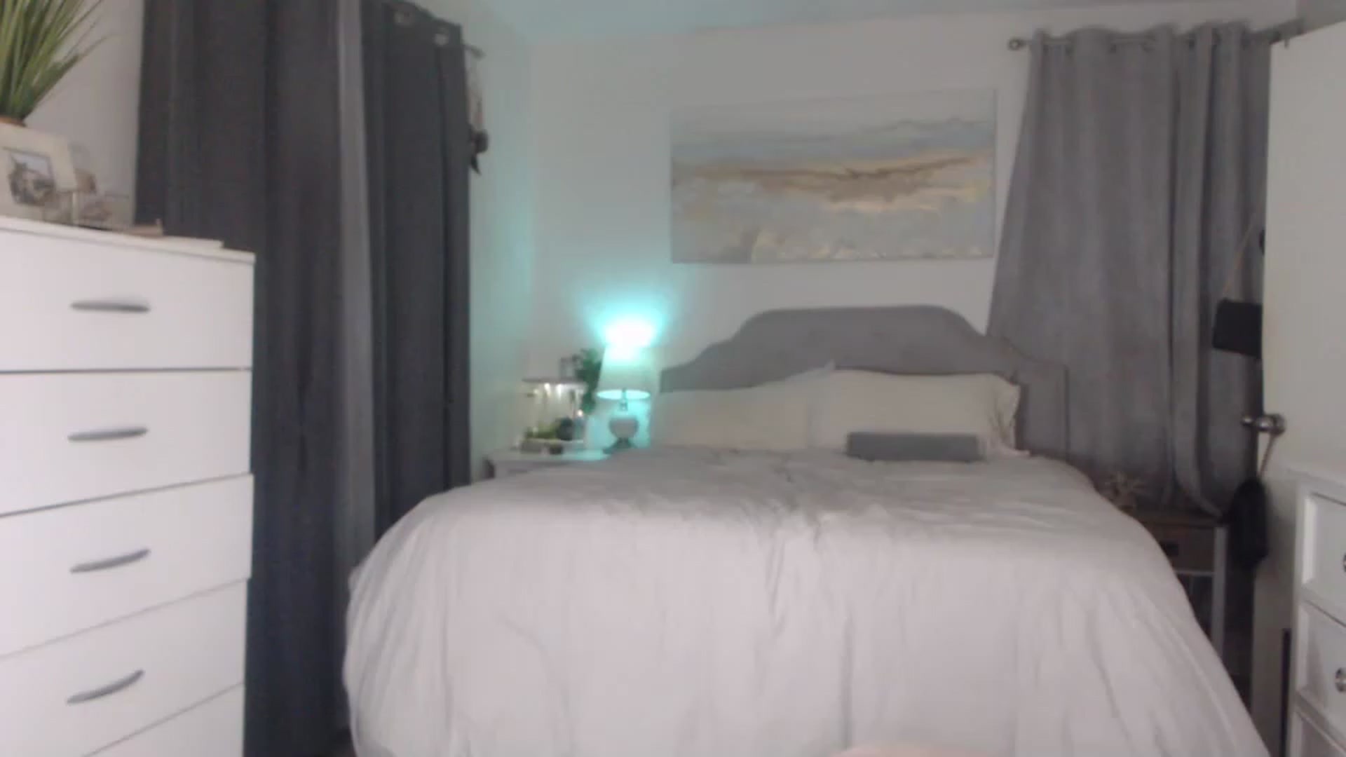 Gallery image thumbnail from Queen_bambii's myfreecams stream on, 06/02/2023, 07:26 image 18 of 20