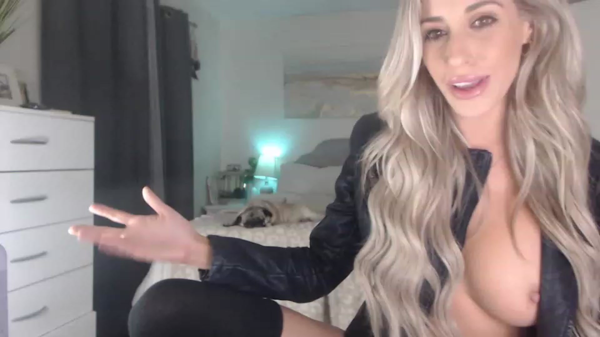Gallery image thumbnail from Queen_bambii's myfreecams stream on, 06/17/2023, 06:25 image 6 of 20