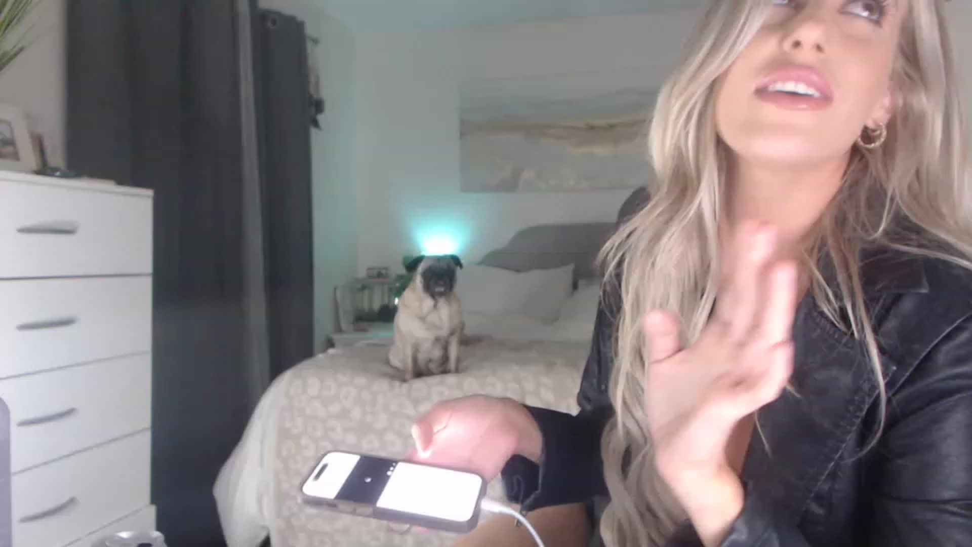 Gallery image thumbnail from Queen_bambii's myfreecams stream on, 06/17/2023, 06:25 image 18 of 20