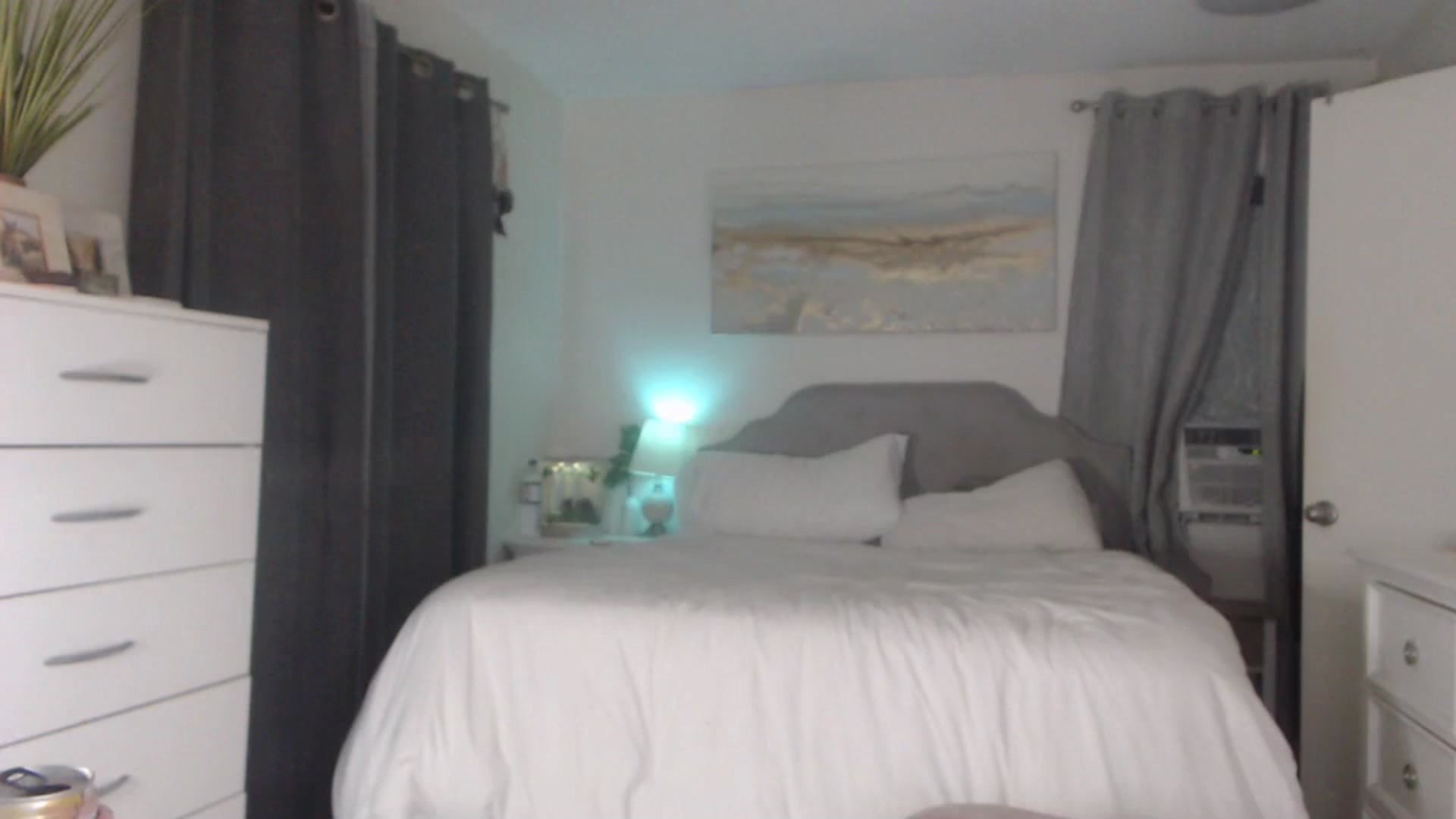 Gallery image thumbnail from Queen_bambii's myfreecams stream on, 06/22/2023, 08:40 image 3 of 20