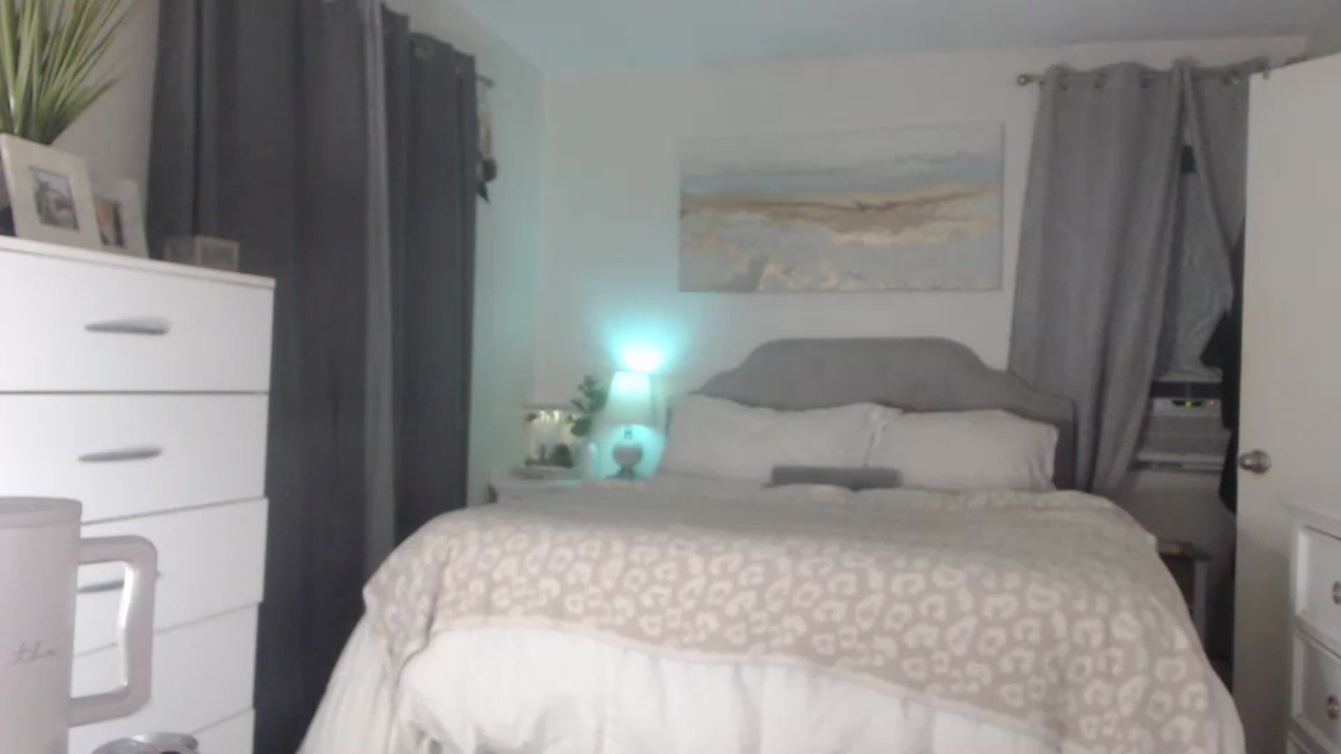 Gallery image thumbnail from Queen_bambii's myfreecams stream on, 06/29/2023, 06:24 image 13 of 20