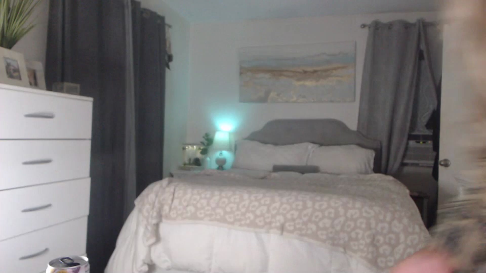 Gallery image thumbnail from Queen_bambii's myfreecams stream on, 06/29/2023, 07:57 image 9 of 20