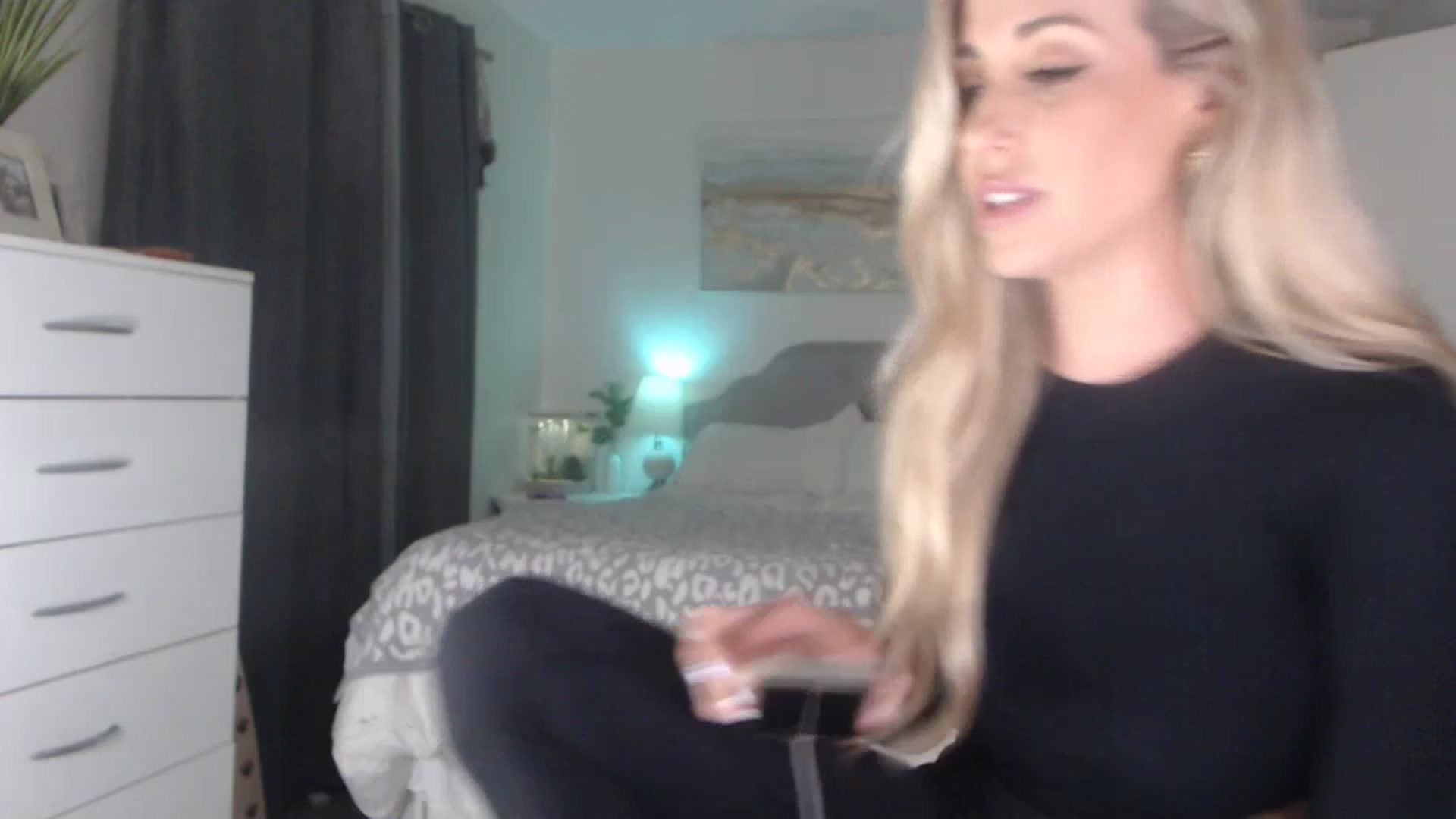 Gallery image thumbnail from Queen_bambii's myfreecams stream on, 07/12/2023, 05:25 image 20 of 20