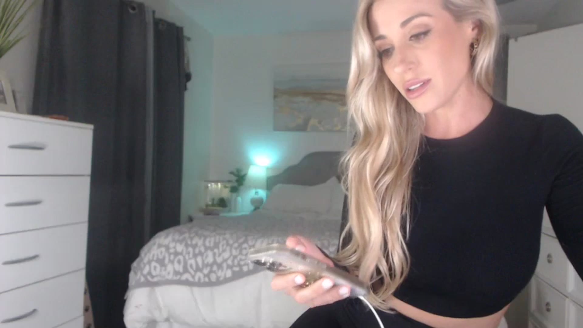 Gallery image thumbnail from Queen_bambii's myfreecams stream on, 07/12/2023, 06:38 image 2 of 20