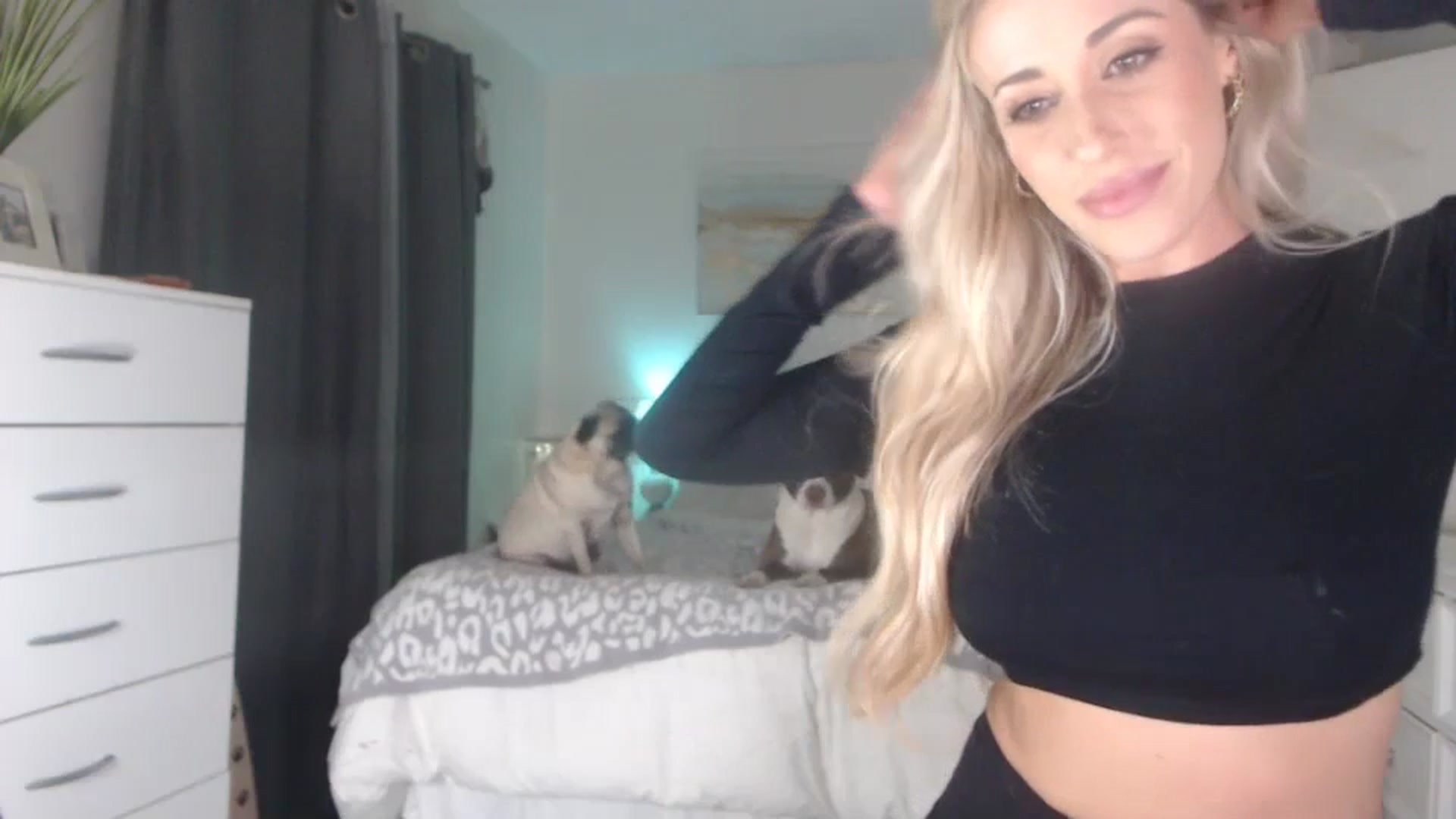 Gallery image thumbnail from Queen_bambii's myfreecams stream on, 07/12/2023, 06:38 image 16 of 20