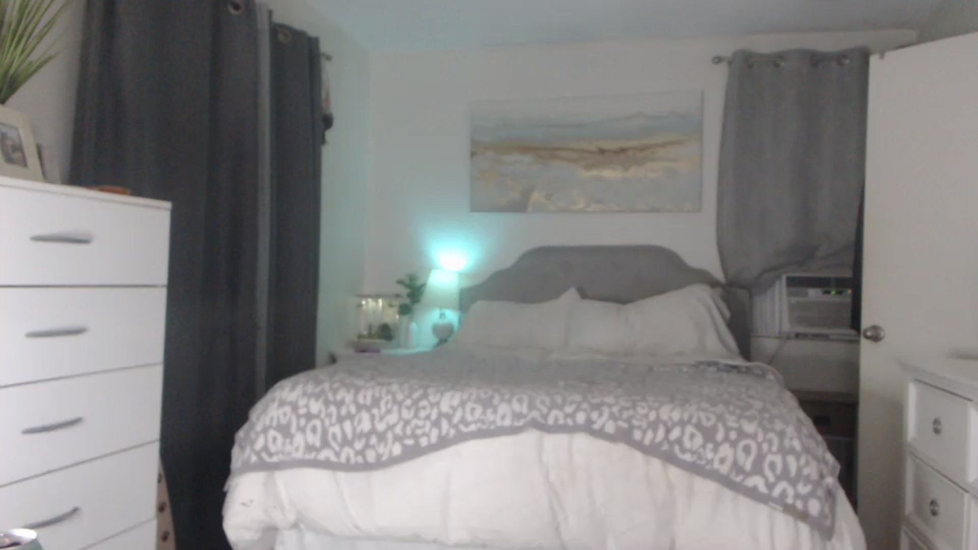 Gallery image thumbnail from Queen_bambii's myfreecams stream on, 07/12/2023, 06:38 image 12 of 20