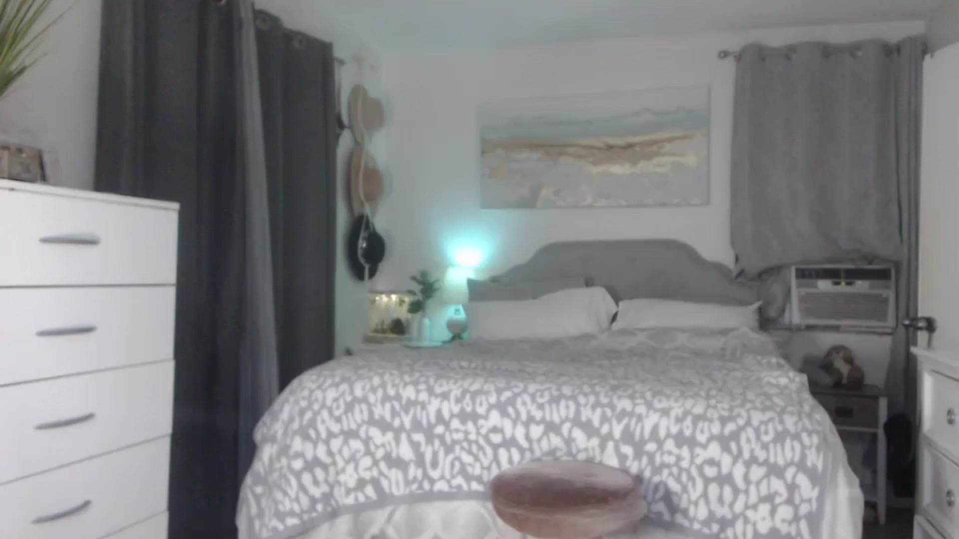 Gallery image thumbnail from Queen_bambii's myfreecams stream on, 08/30/2023, 07:43 image 13 of 20
