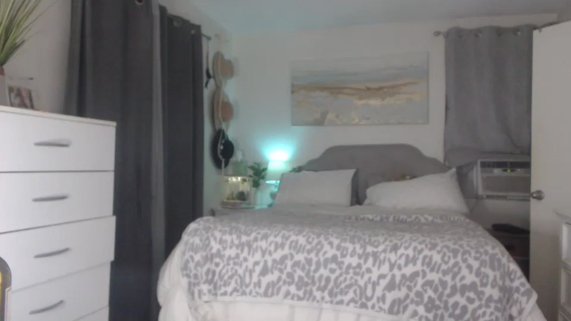 Gallery image thumbnail from Queen_bambii's myfreecams stream on, 09/07/2023, 07:09 image 4 of 20