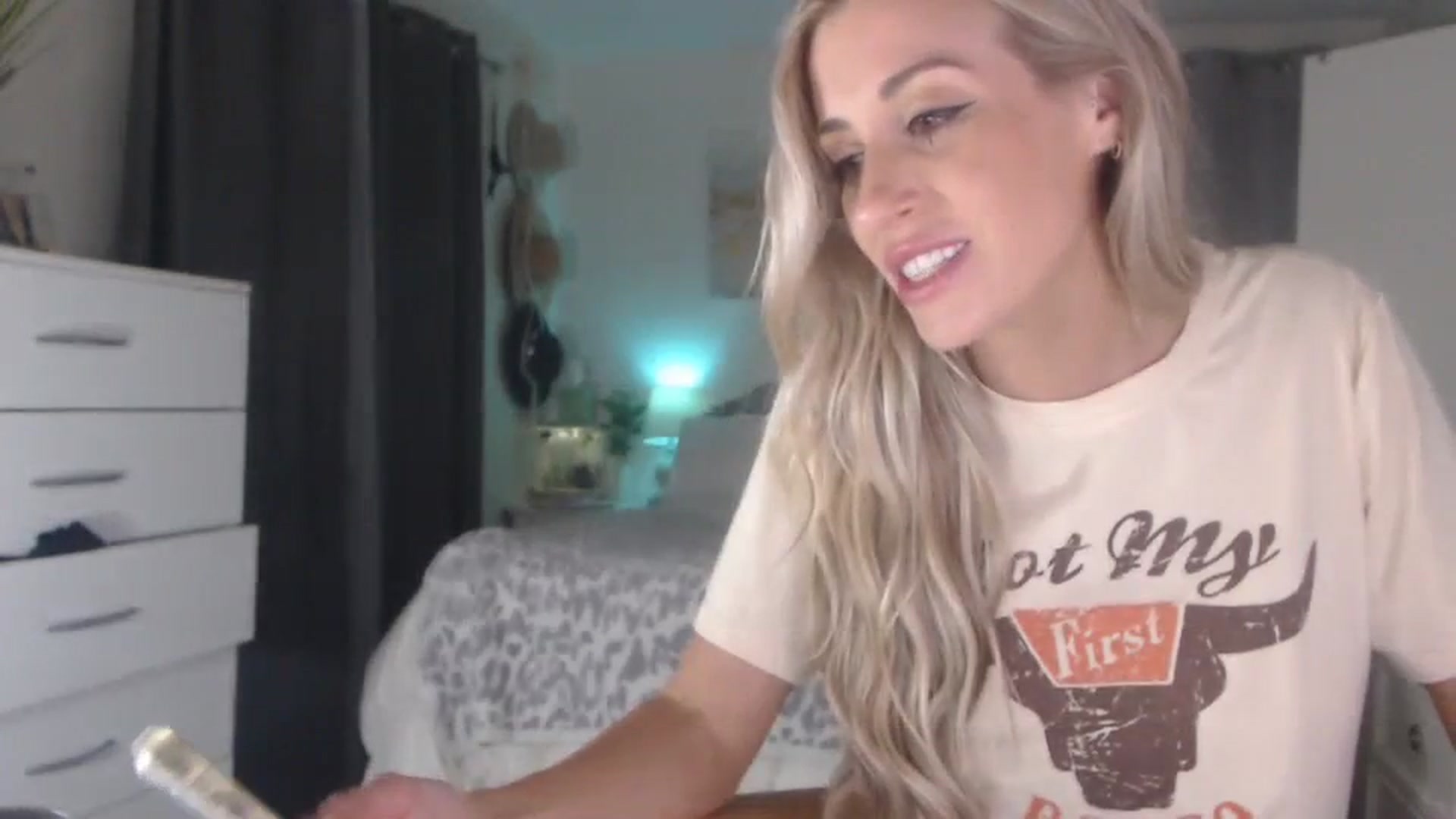 Gallery image thumbnail from Queen_bambii's myfreecams stream on, 09/07/2023, 08:26 image 13 of 20
