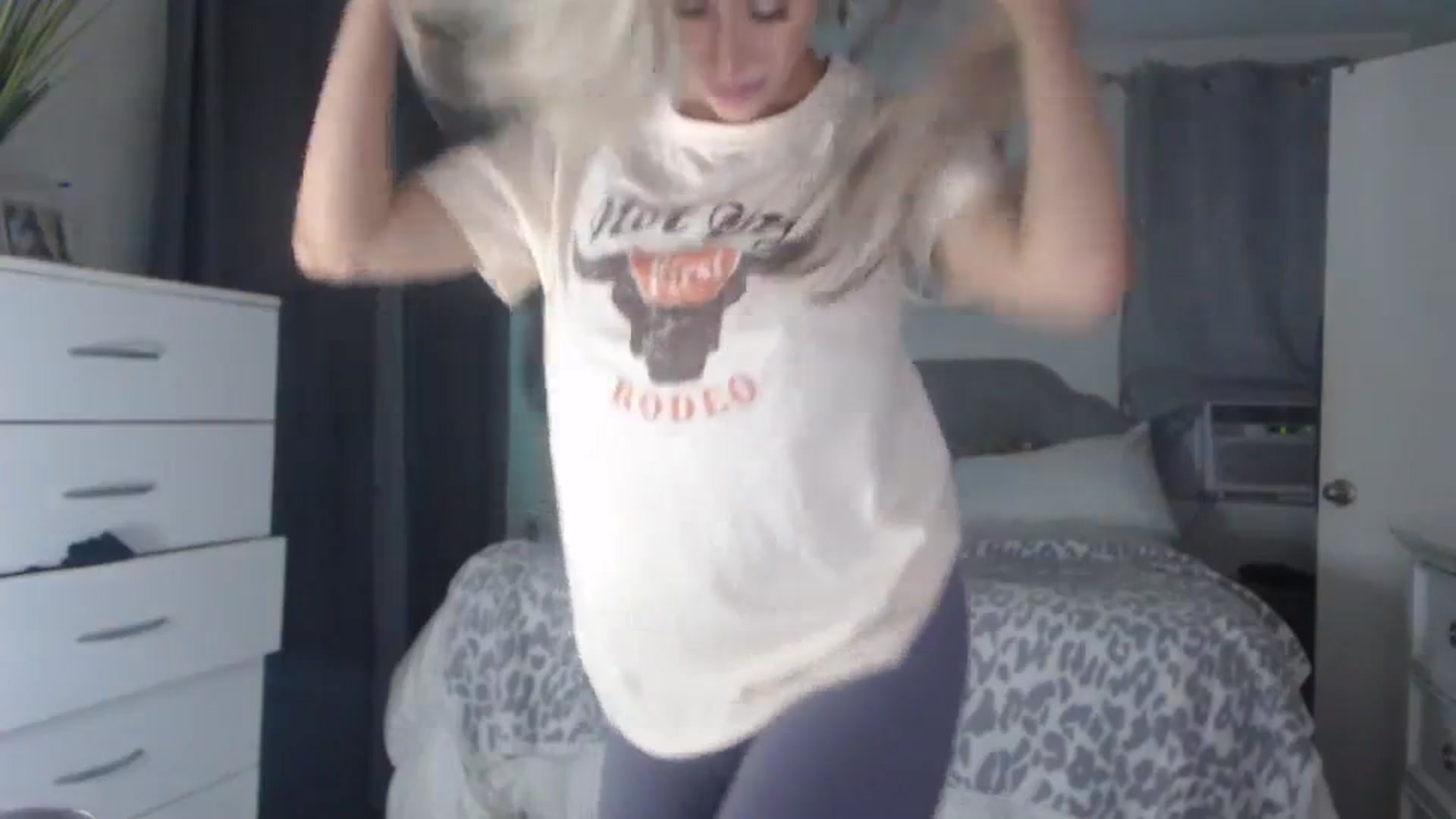 Gallery image thumbnail from Queen_bambii's myfreecams stream on, 09/07/2023, 08:26 image 7 of 20