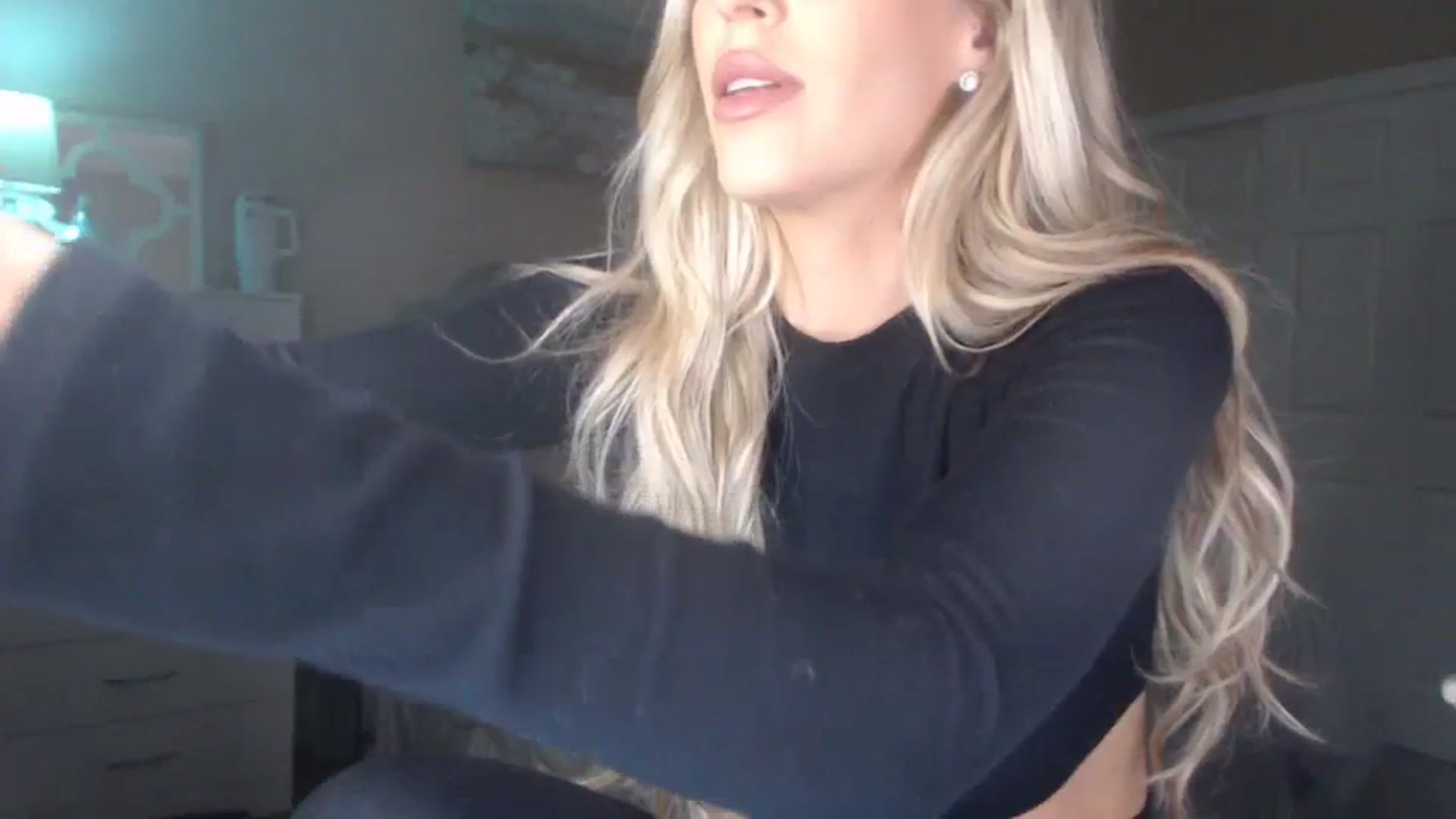 Gallery image thumbnail from Queen_bambii's myfreecams stream on, 10/03/2023, 05:09 image 20 of 20