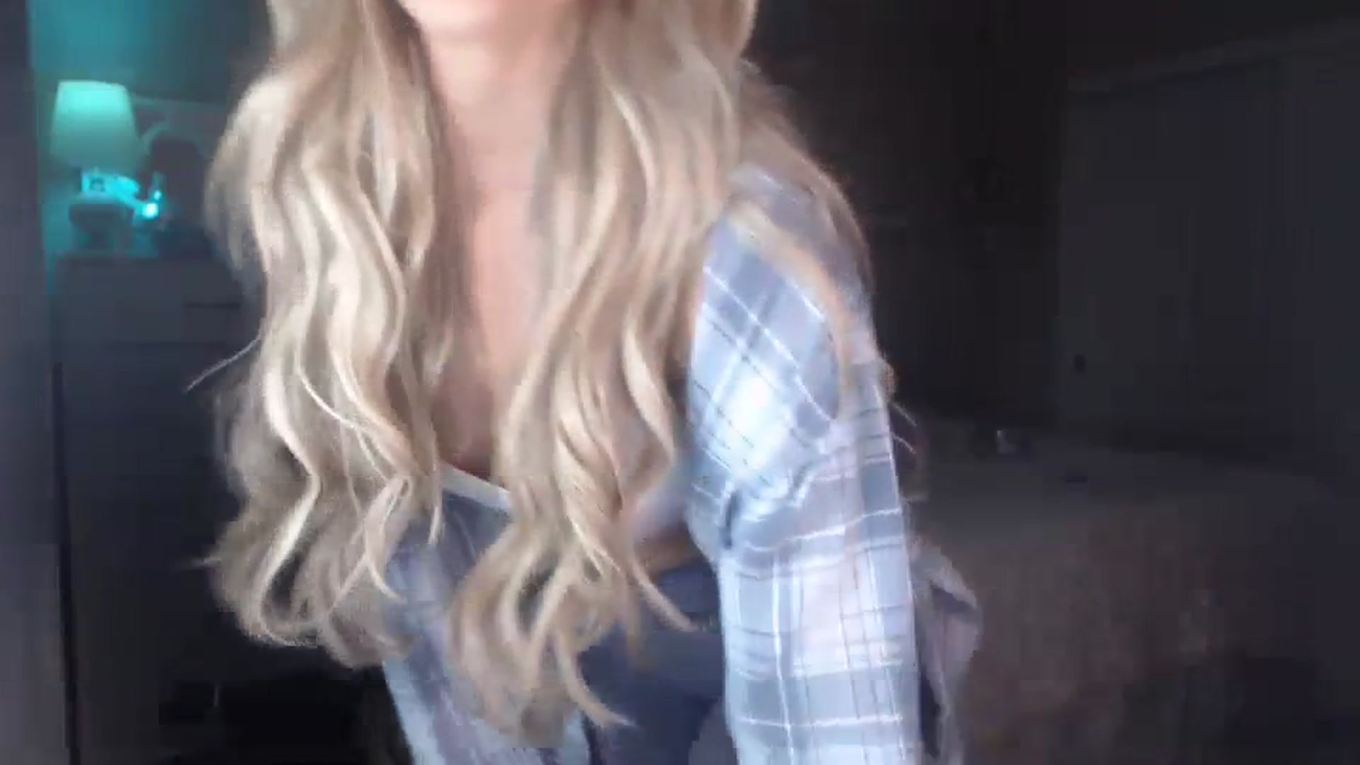 Gallery image thumbnail from Queen_bambii's myfreecams stream on, 10/05/2023, 07:28 image 2 of 20
