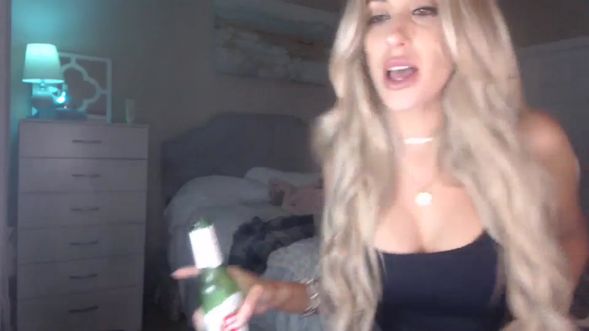 Gallery image thumbnail from Queen_bambii's myfreecams stream on, 10/15/2023, 08:27 image 13 of 20