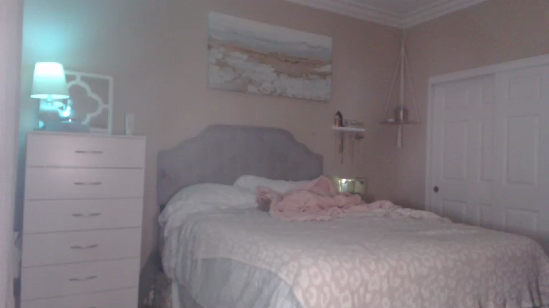 Gallery image thumbnail from Queen_bambii's myfreecams stream on, 10/15/2023, 08:27 image 8 of 20