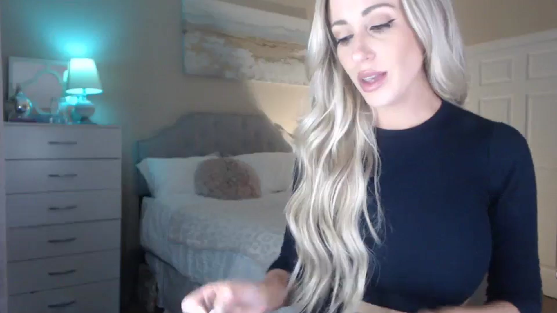 Gallery image thumbnail from Queen_bambii's myfreecams stream on, 10/21/2023, 05:57 image 11 of 20