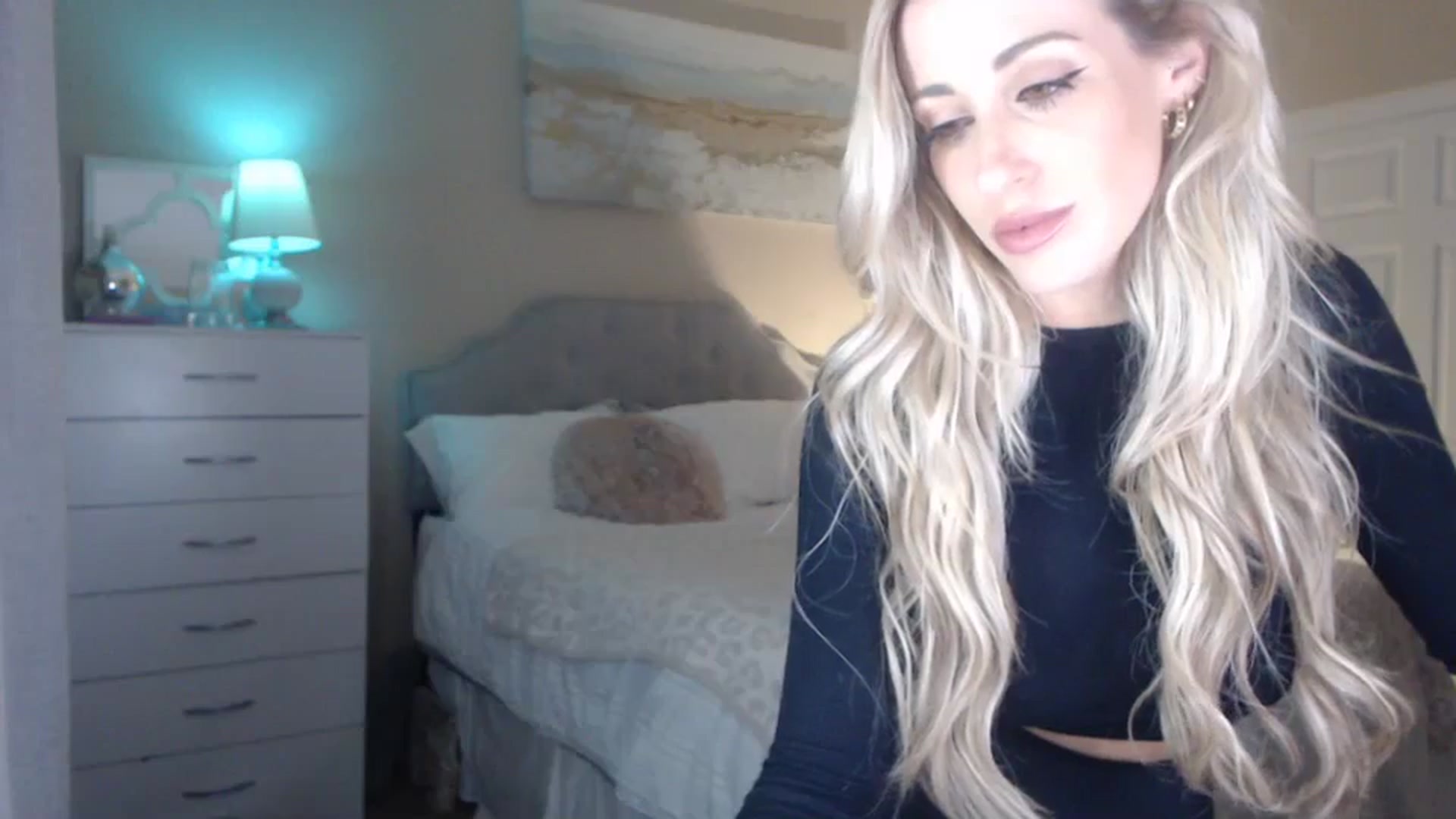 Gallery image thumbnail from Queen_bambii's myfreecams stream on, 10/21/2023, 05:57 image 20 of 20