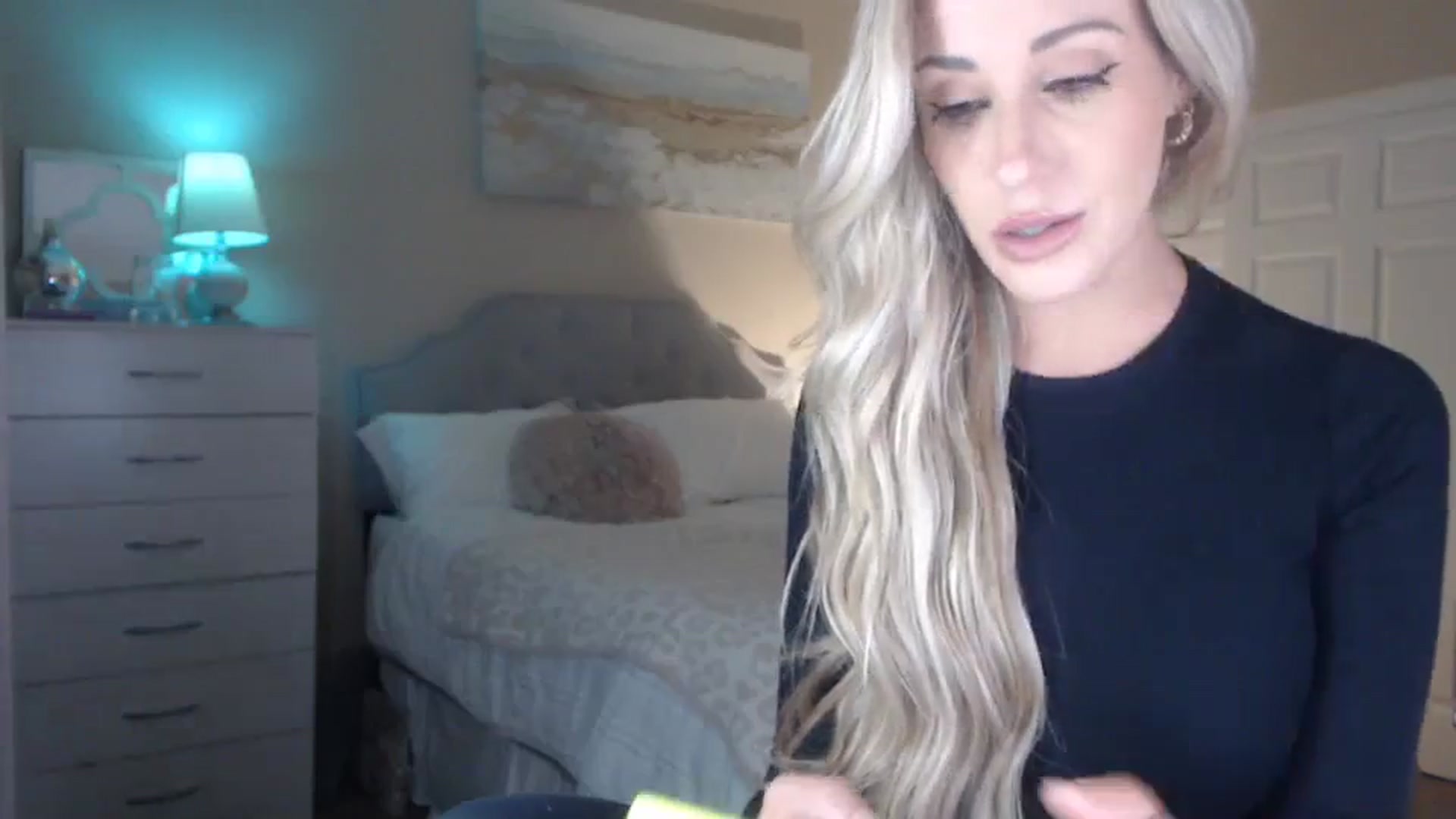Gallery image thumbnail from Queen_bambii's myfreecams stream on, 10/21/2023, 05:57 image 13 of 20