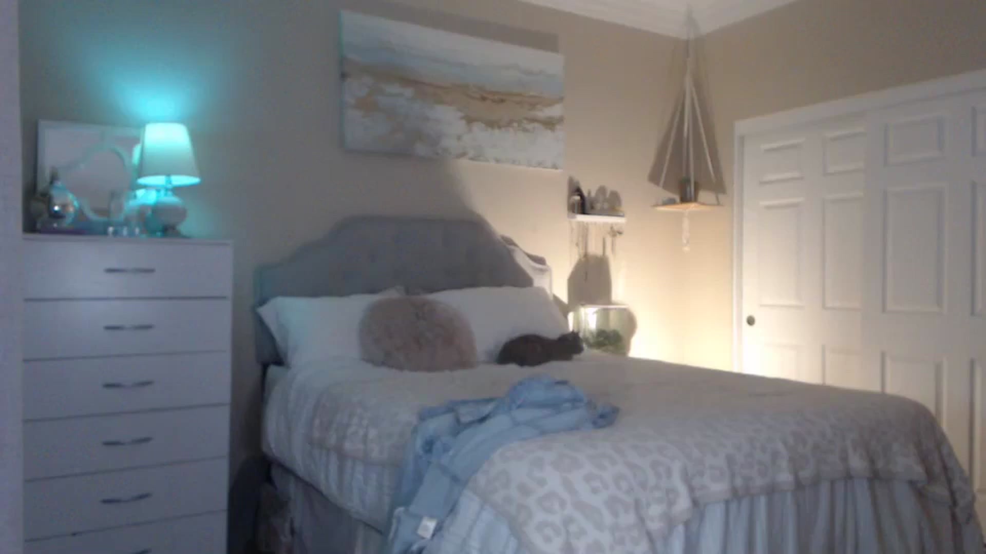 Gallery image thumbnail from Queen_bambii's myfreecams stream on, 10/21/2023, 08:25 image 15 of 20