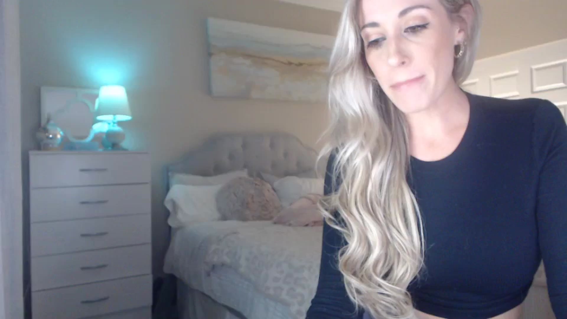 Gallery image thumbnail from Queen_bambii's myfreecams stream on, 11/04/2023, 06:25 image 3 of 20