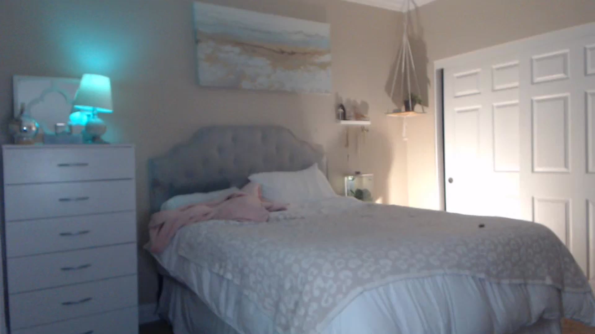 Gallery image thumbnail from Queen_bambii's myfreecams stream on, 11/14/2023, 06:22 image 16 of 20