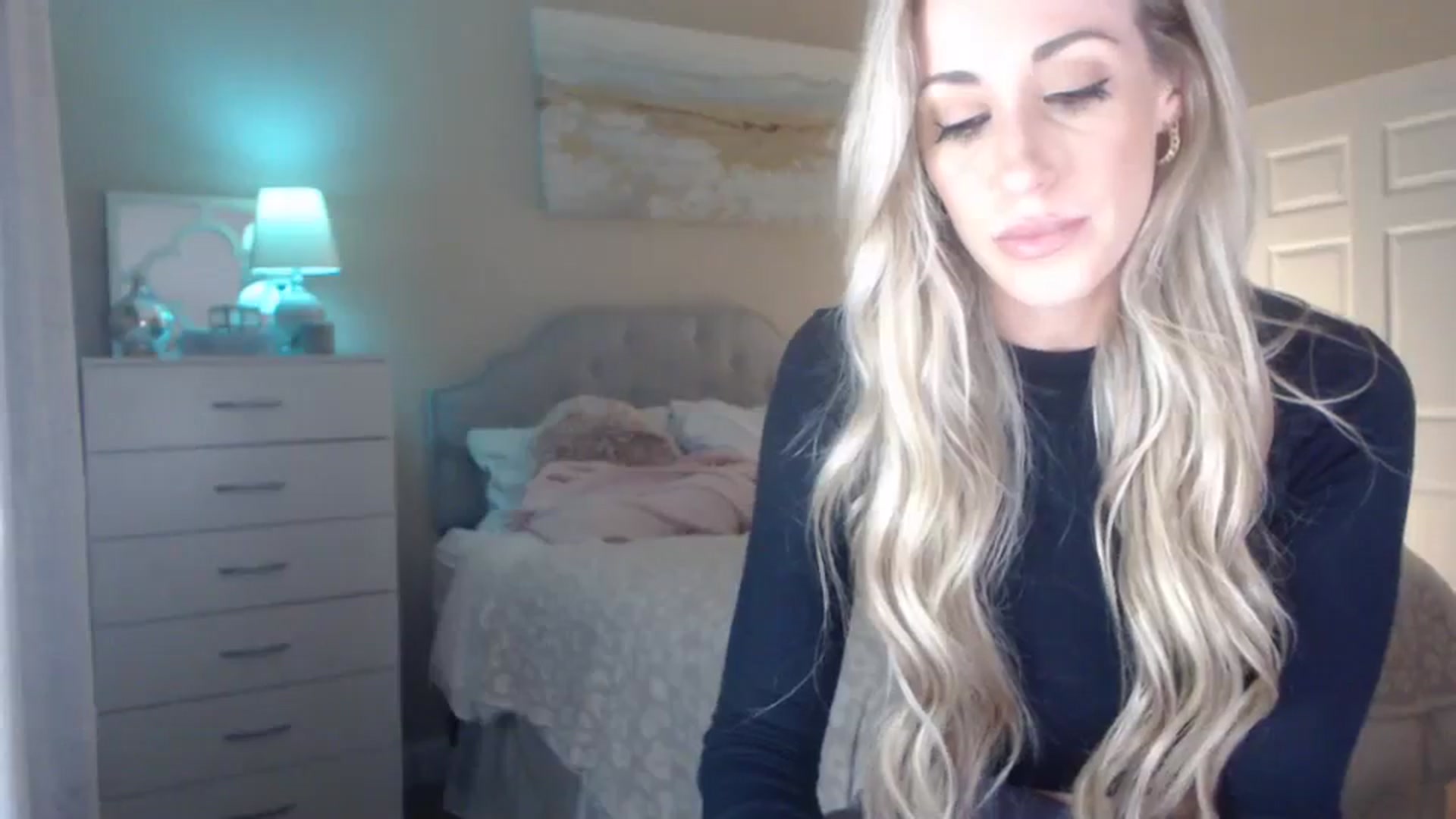 Gallery image thumbnail from Queen_bambii's myfreecams stream on, 11/26/2023, 08:05 image 2 of 20