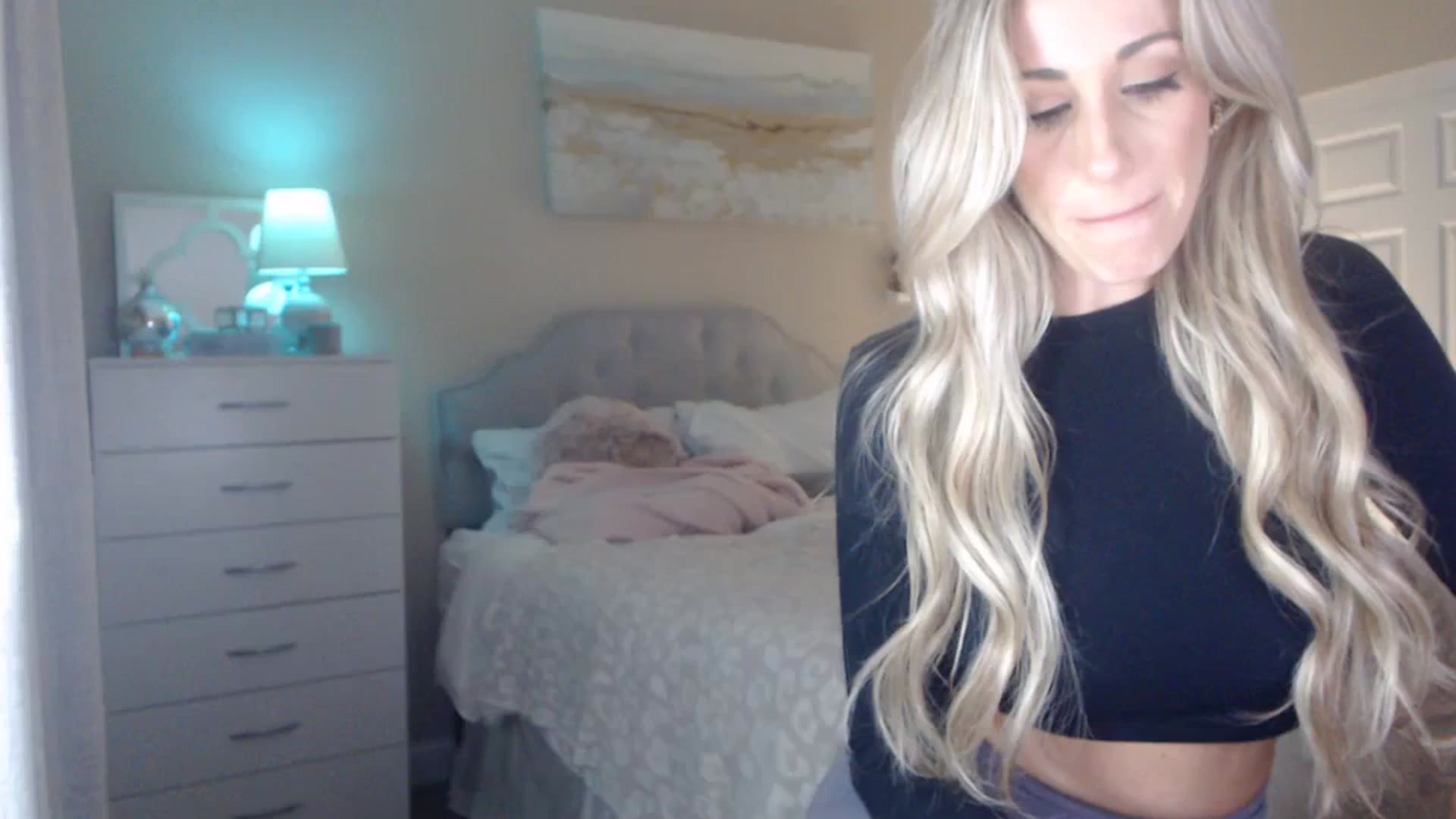 Gallery image thumbnail from Queen_bambii's myfreecams stream on, 11/26/2023, 08:05 image 16 of 20