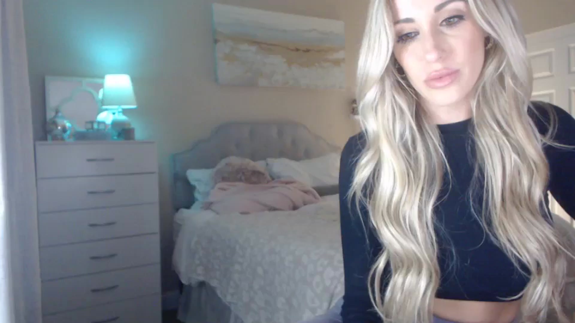 Gallery image thumbnail from Queen_bambii's myfreecams stream on, 11/26/2023, 08:05 image 10 of 20
