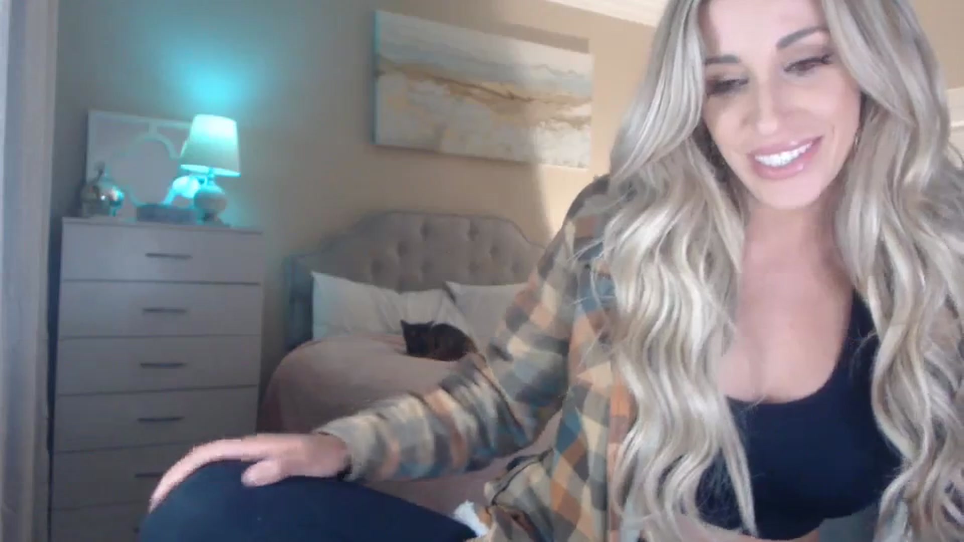Gallery image thumbnail from Queen_bambii's myfreecams stream on, 12/09/2023, 09:35 image 14 of 20