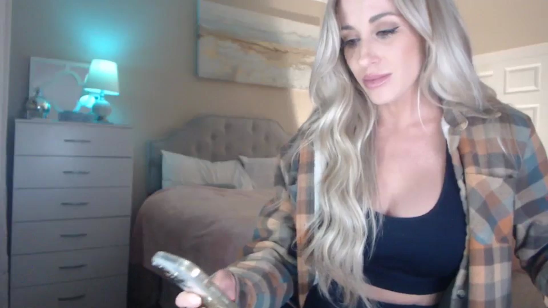 Gallery image thumbnail from Queen_bambii's myfreecams stream on, 12/09/2023, 09:35 image 17 of 20