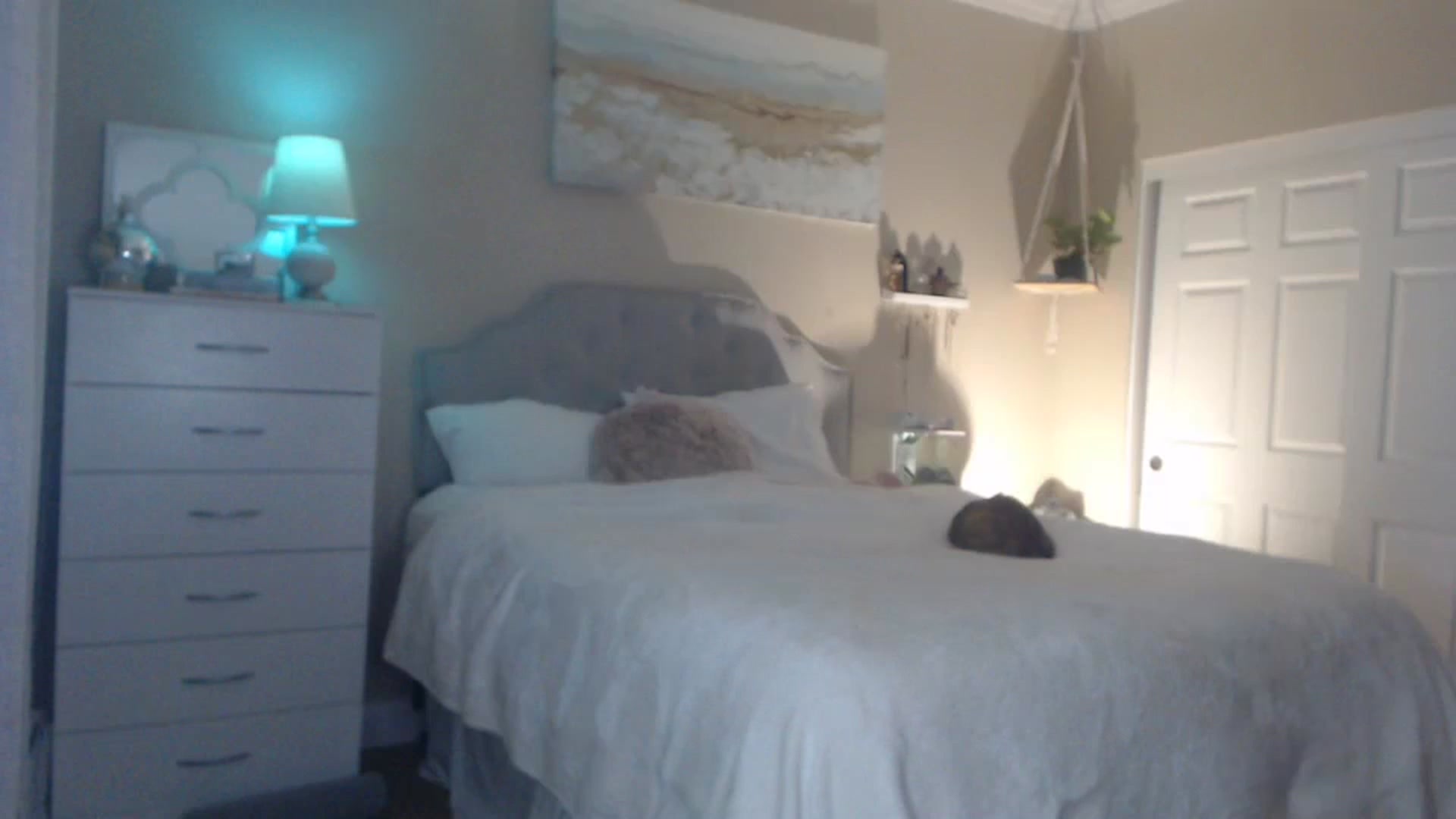 Gallery image thumbnail from Queen_bambii's myfreecams stream on, 12/21/2023, 05:25 image 13 of 20