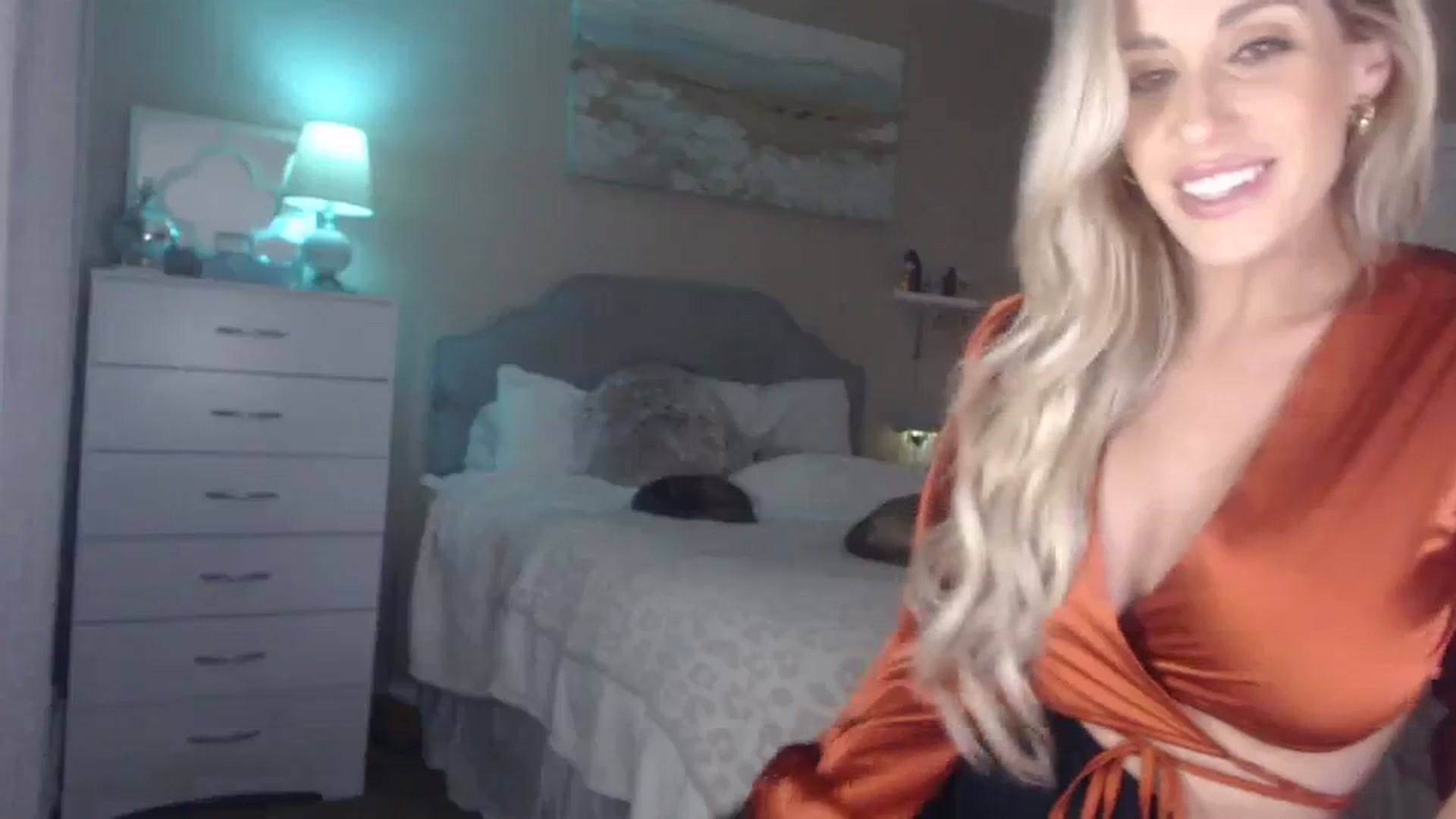 Gallery image thumbnail from Queen_bambii's myfreecams stream on, 01/03/2024, 09:09 image 17 of 20