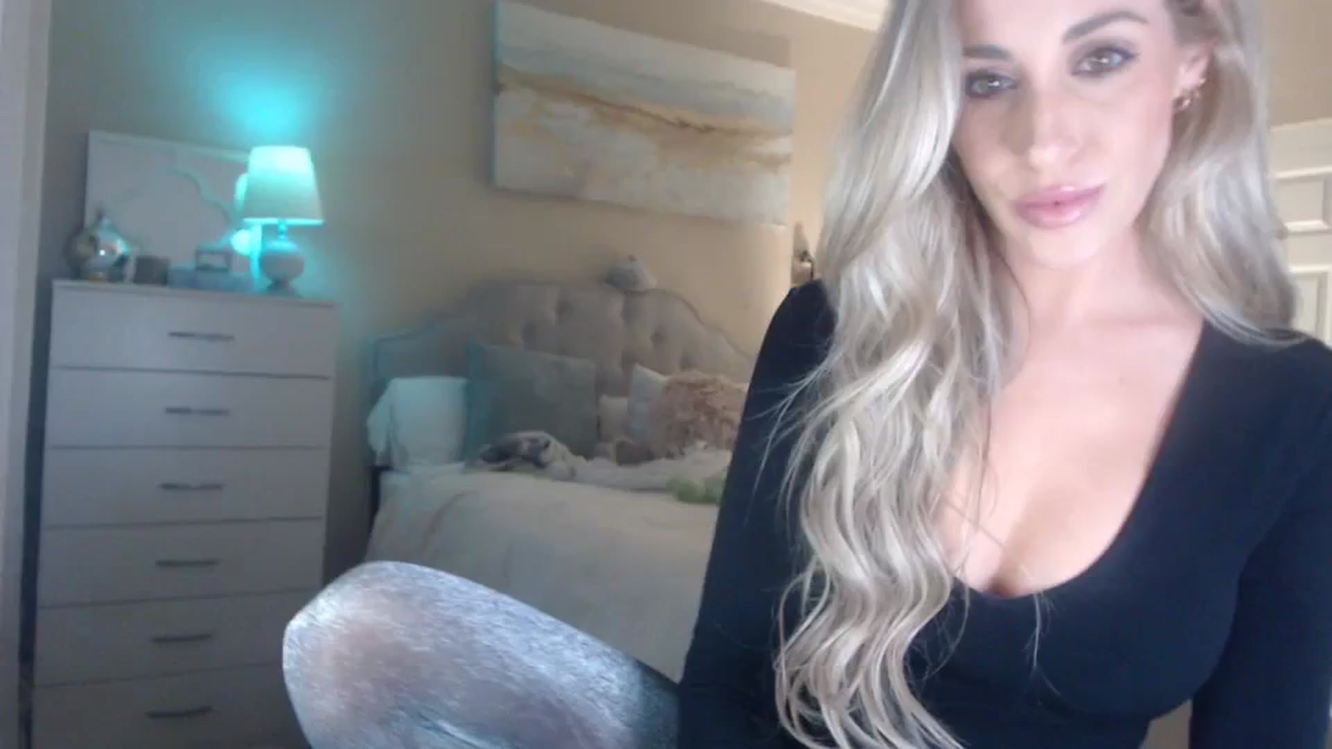 Gallery image thumbnail from Queen_bambii's myfreecams stream on, 02/04/2024, 09:27 image 5 of 20