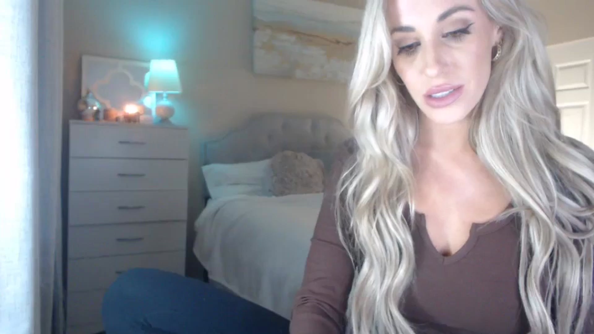 Gallery image thumbnail from Queen_bambii's myfreecams stream on, 02/10/2024, 08:11 image 18 of 20
