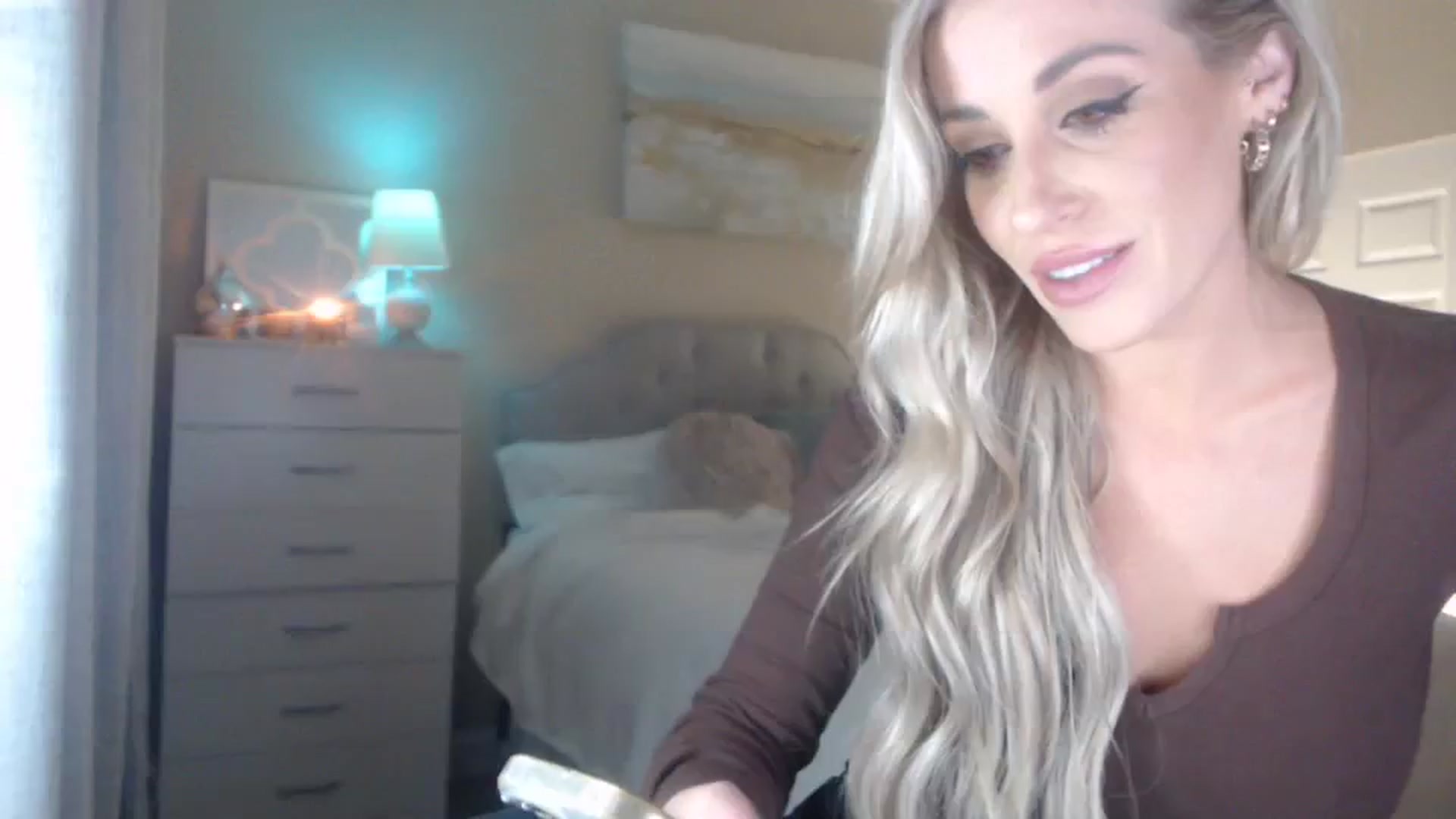 Gallery image thumbnail from Queen_bambii's myfreecams stream on, 02/10/2024, 08:11 image 2 of 20