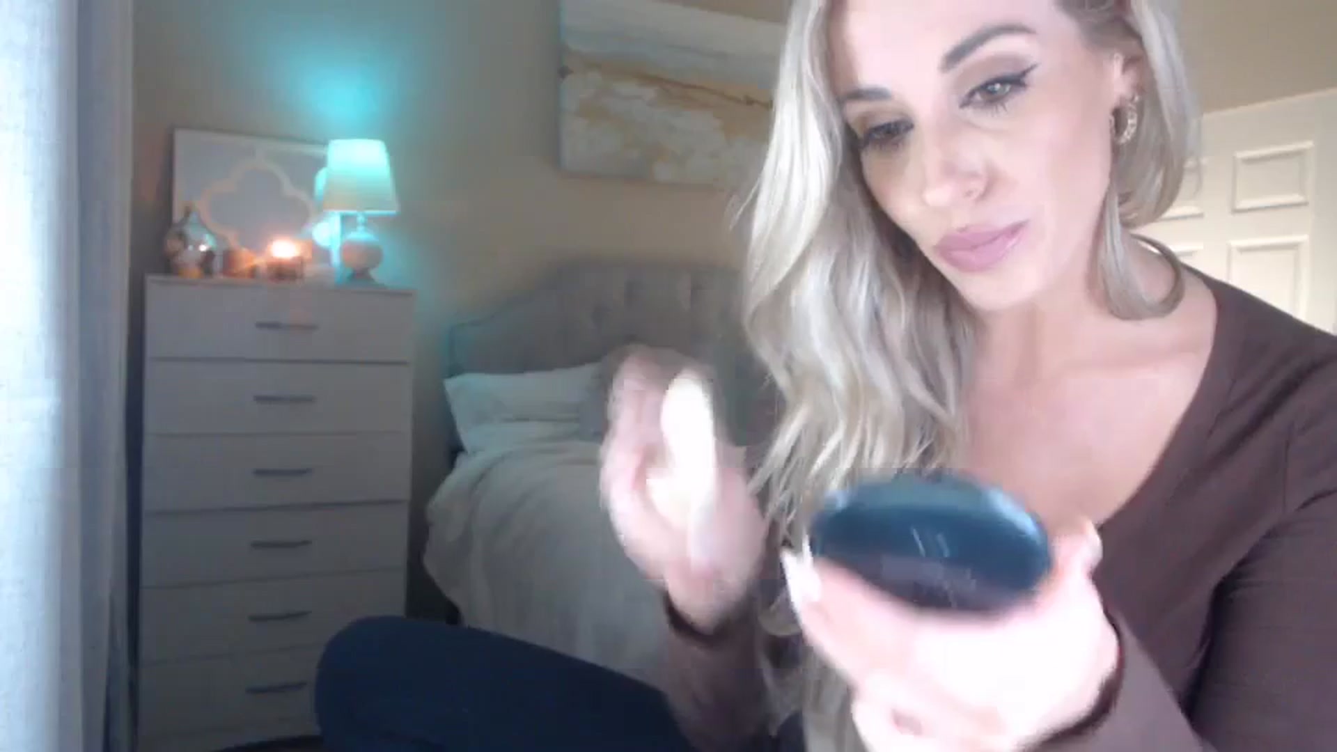 Gallery image thumbnail from Queen_bambii's myfreecams stream on, 02/10/2024, 08:11 image 8 of 20