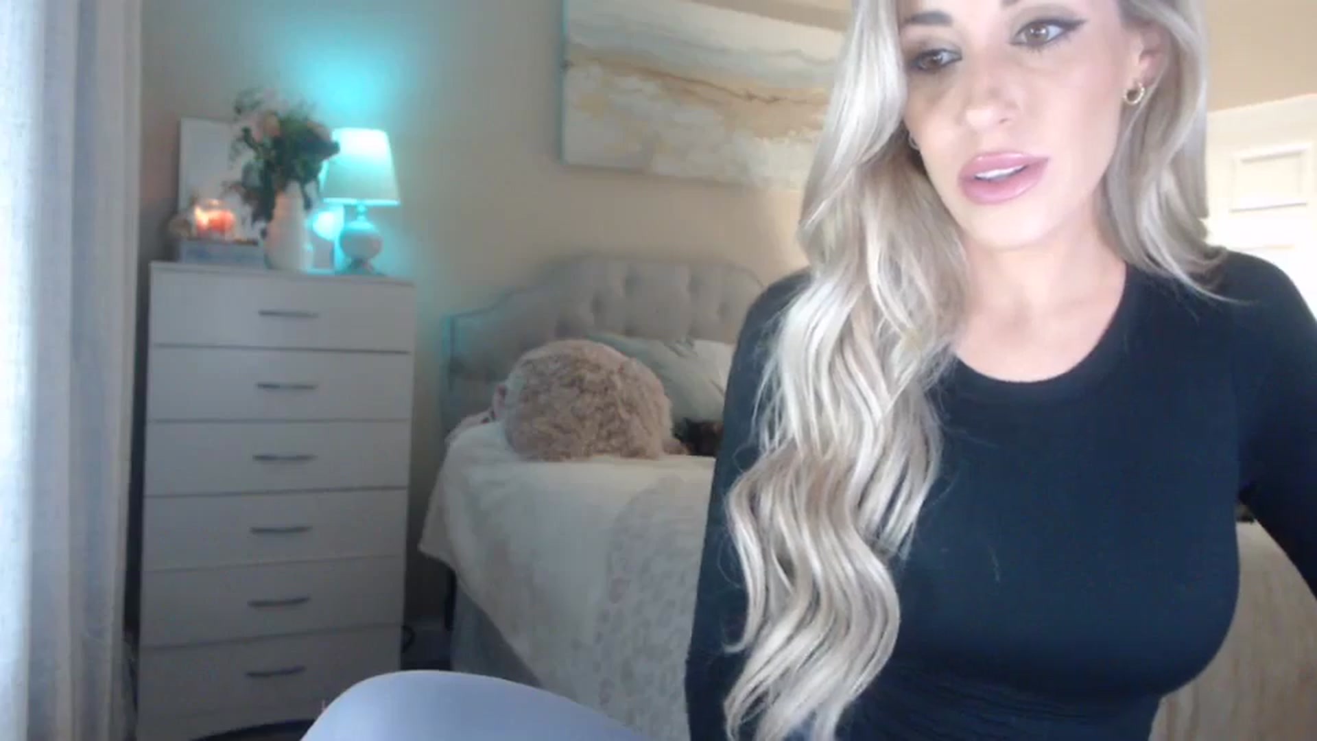 Gallery image thumbnail from Queen_bambii's myfreecams stream on, 02/23/2024, 05:38 image 18 of 20