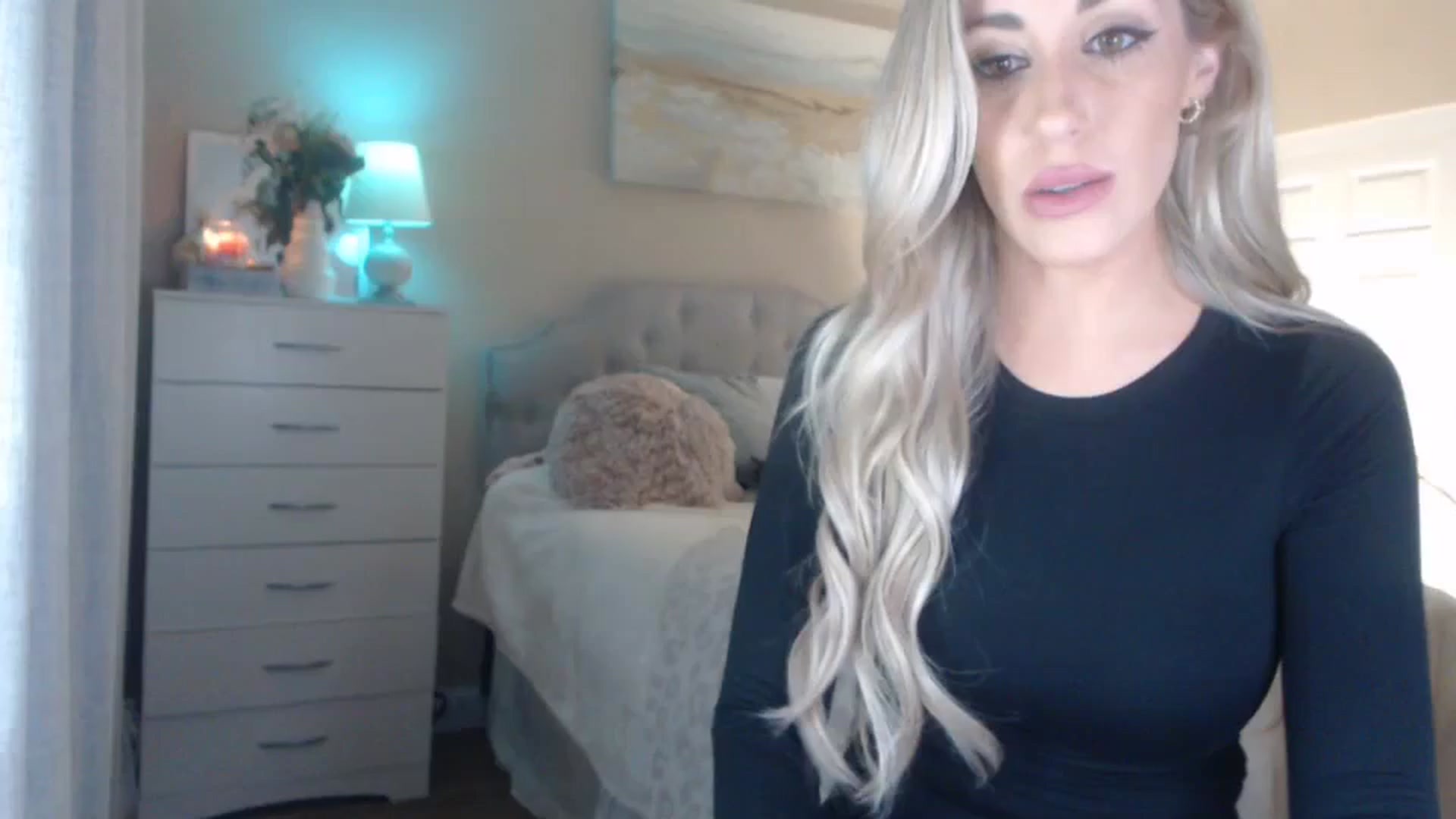 Gallery image thumbnail from Queen_bambii's myfreecams stream on, 02/23/2024, 05:38 image 2 of 20