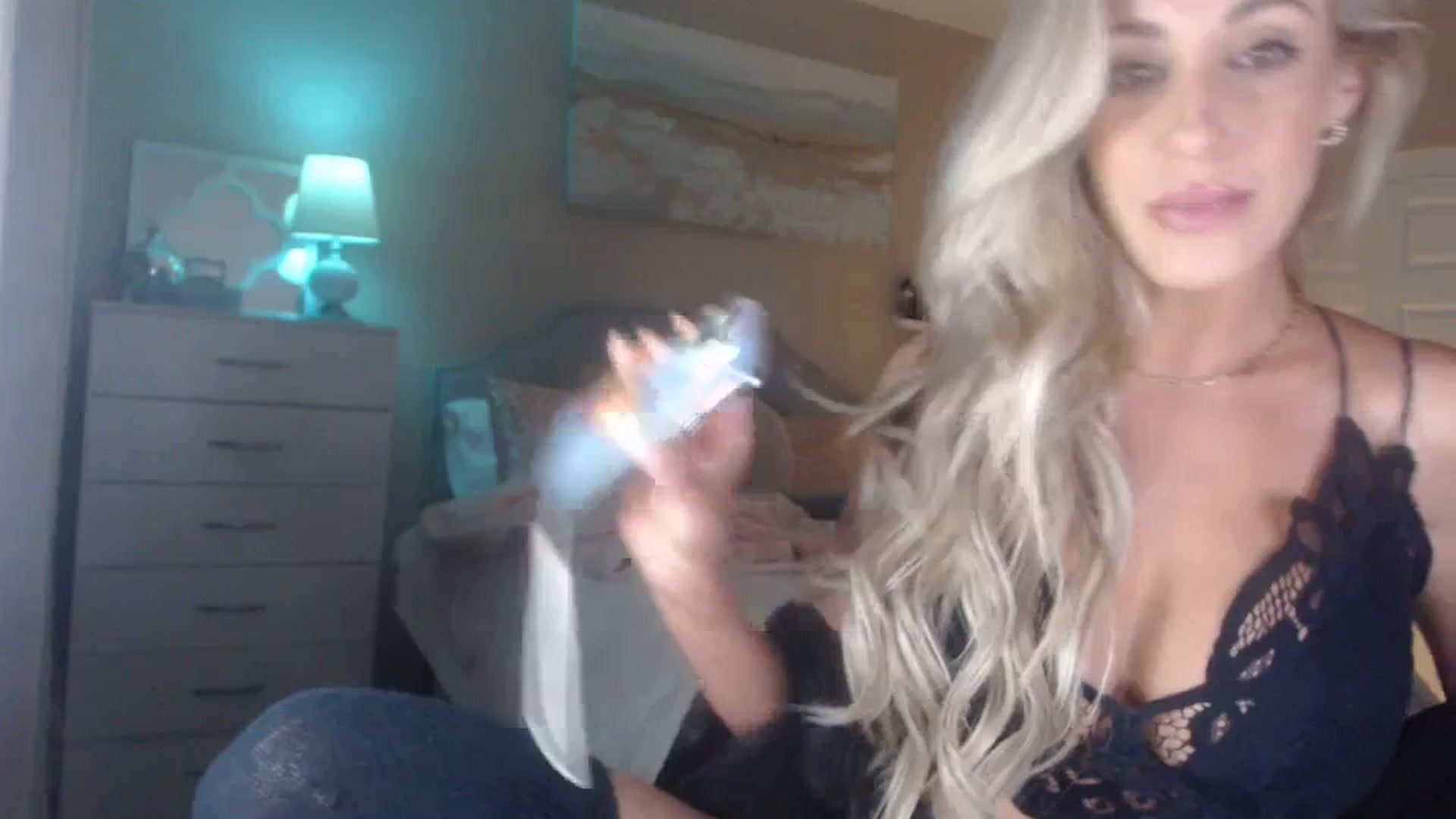 Gallery image thumbnail from Queen_bambii's myfreecams stream on, 03/15/2024, 06:39 image 4 of 20