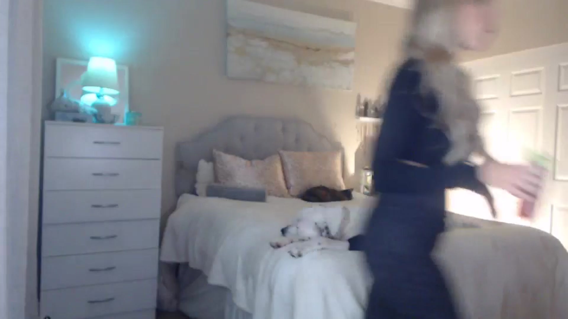 Gallery image thumbnail from Queen_bambii's myfreecams stream on, 04/18/2024, 06:16 image 17 of 20