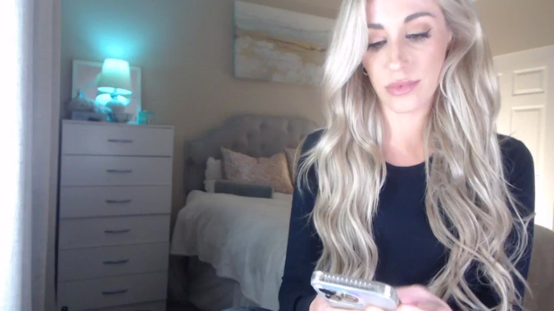 Gallery image thumbnail from Queen_bambii's myfreecams stream on, 04/18/2024, 06:50 image 19 of 20