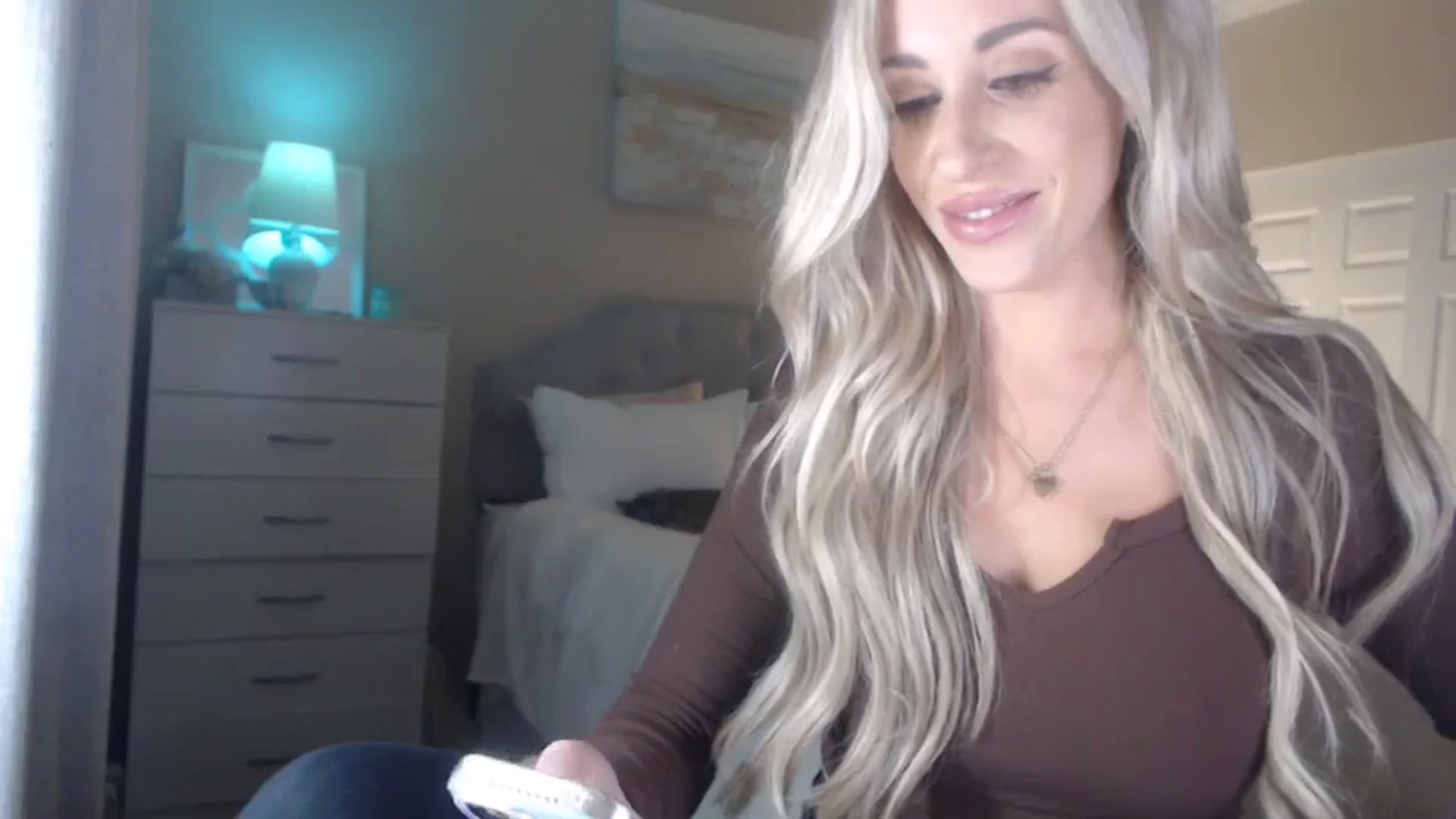 Gallery image thumbnail from Queen_bambii's myfreecams stream on, 04/24/2024, 07:03 image 14 of 20