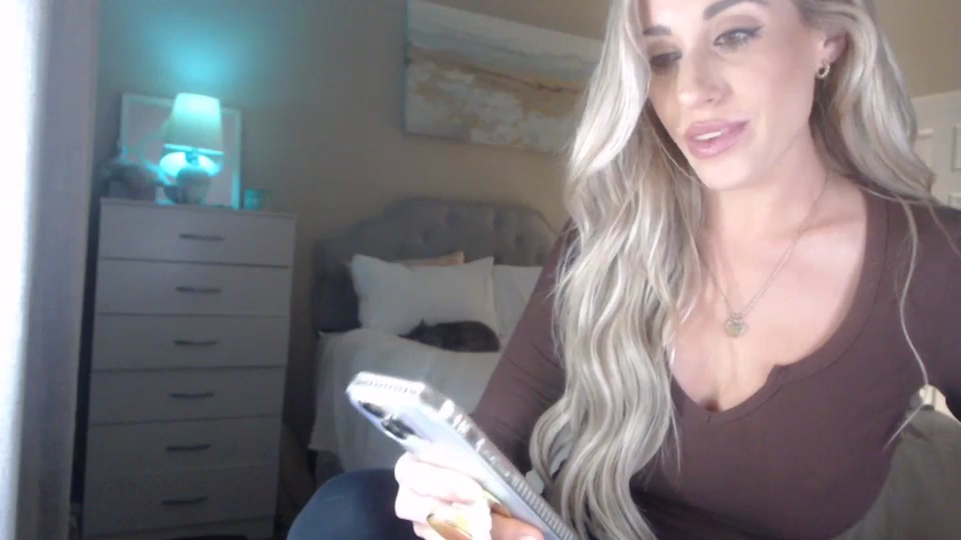 Gallery image thumbnail from Queen_bambii's myfreecams stream on, 04/24/2024, 07:03 image 12 of 20
